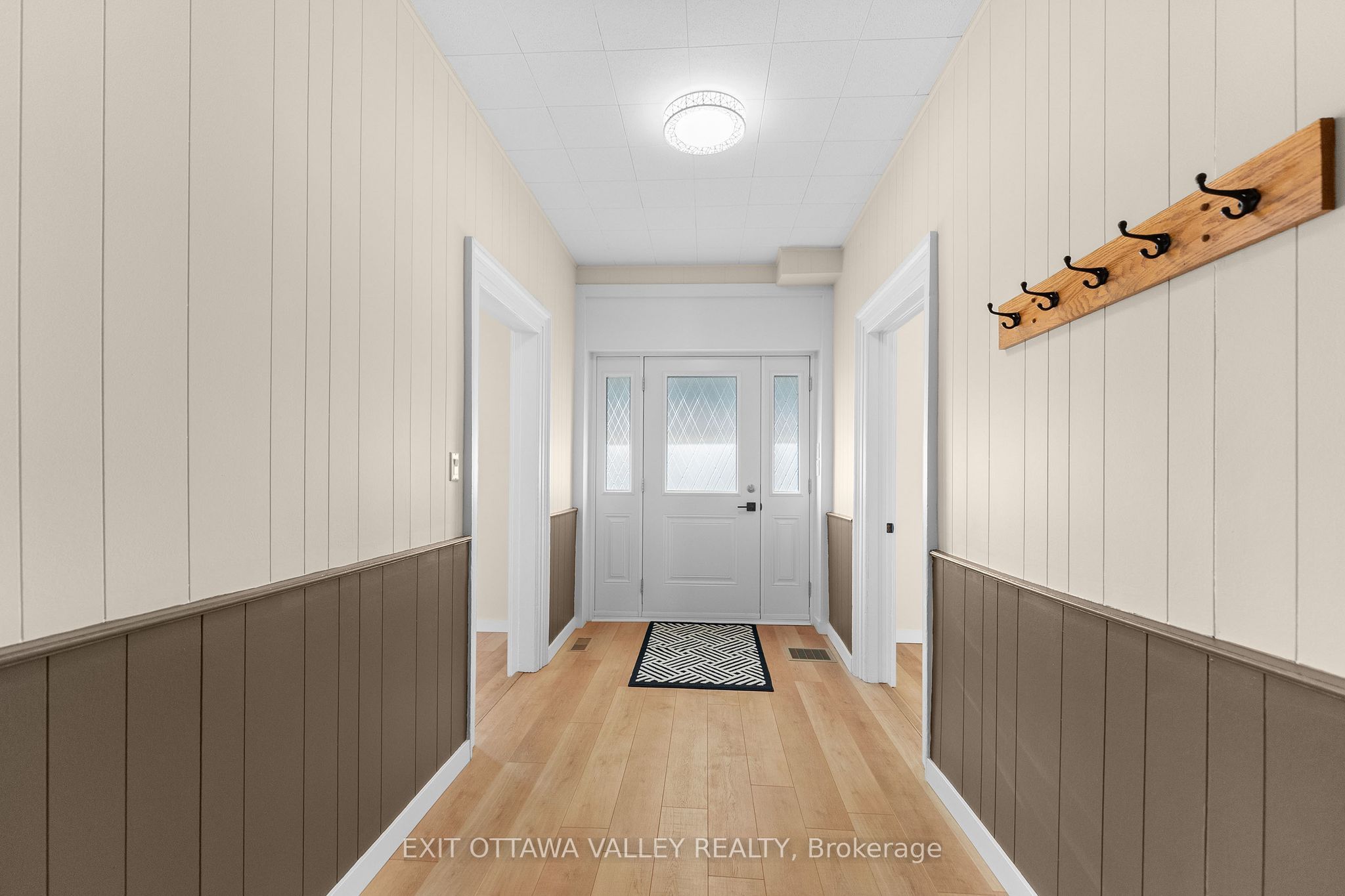 164 Maple Avenue Property Photo 3