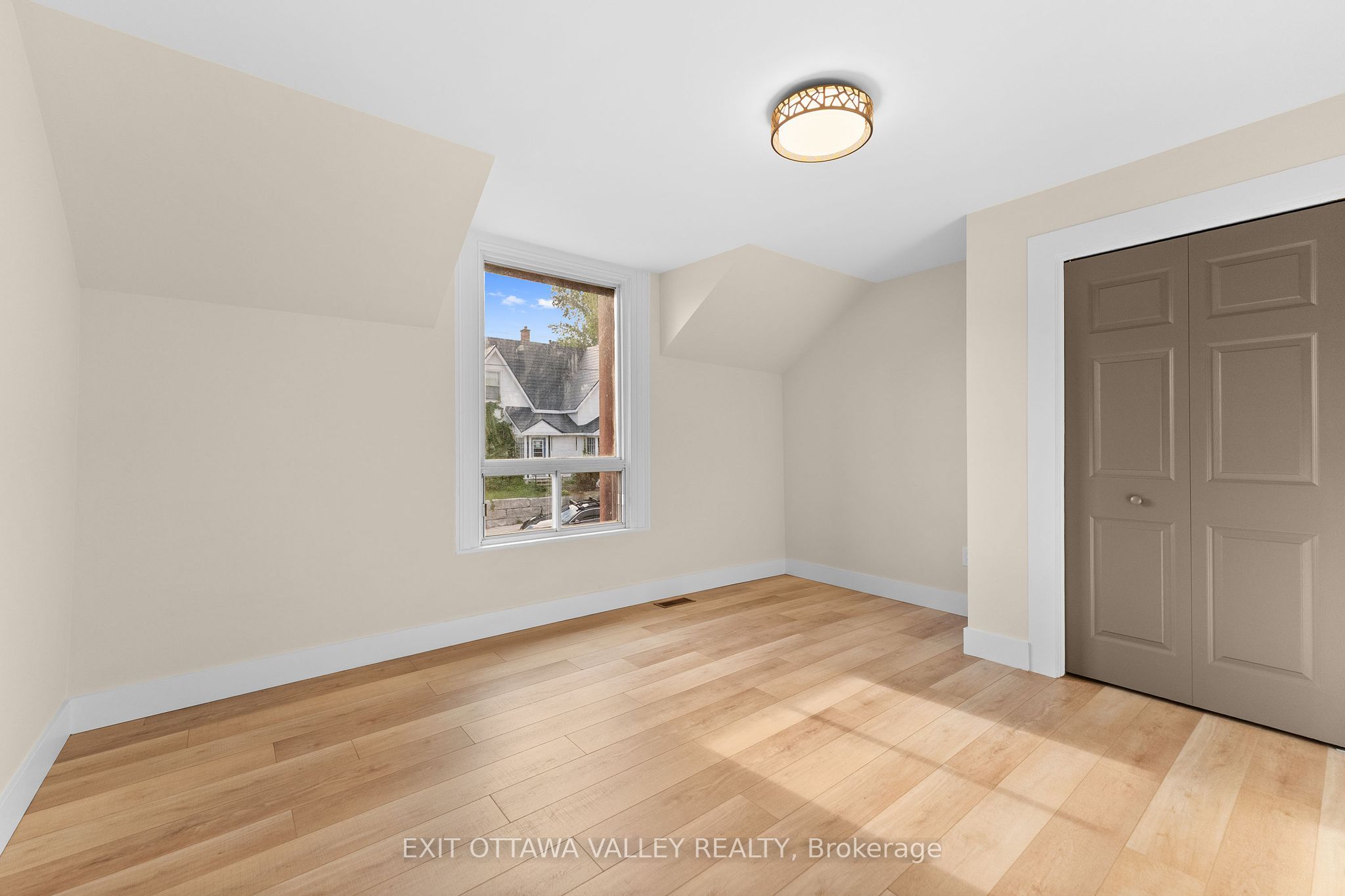 164 Maple Avenue Property Photo 22