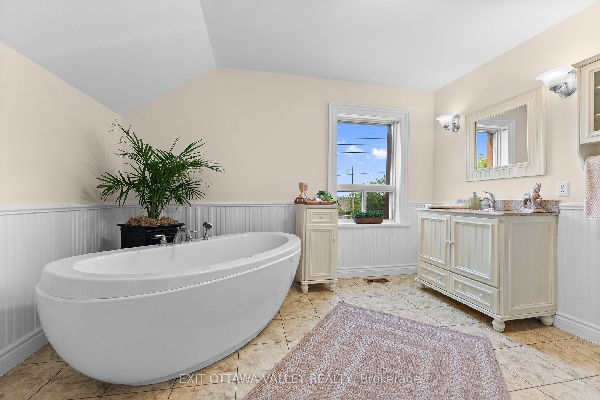 164 Maple Avenue Property Photo 25
