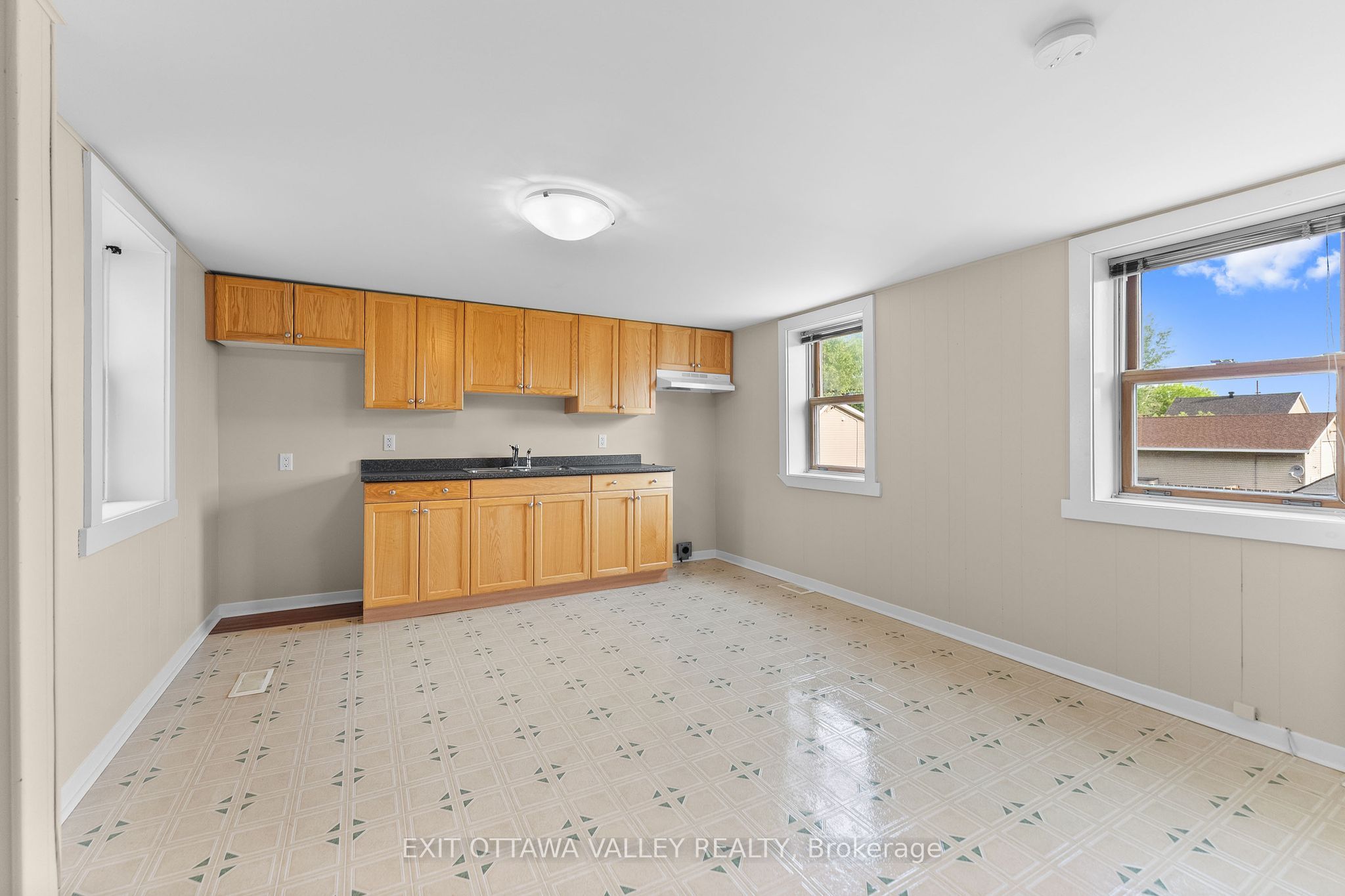 164 Maple Avenue Property Photo 27