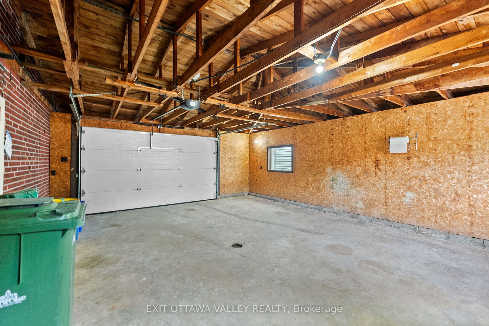 164 Maple Avenue Property Photo 35