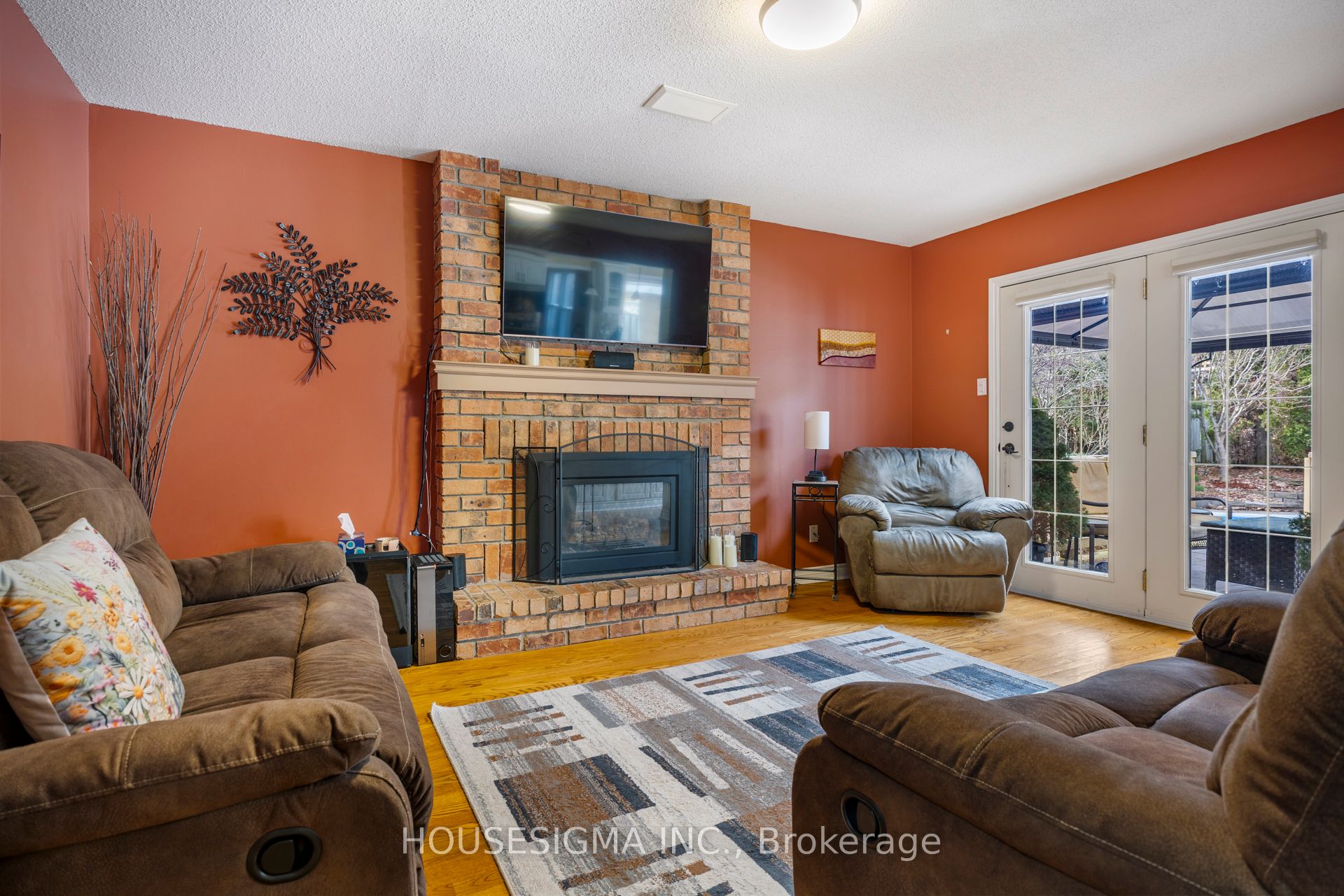 18 Jennifer Gardens Property Photo 11