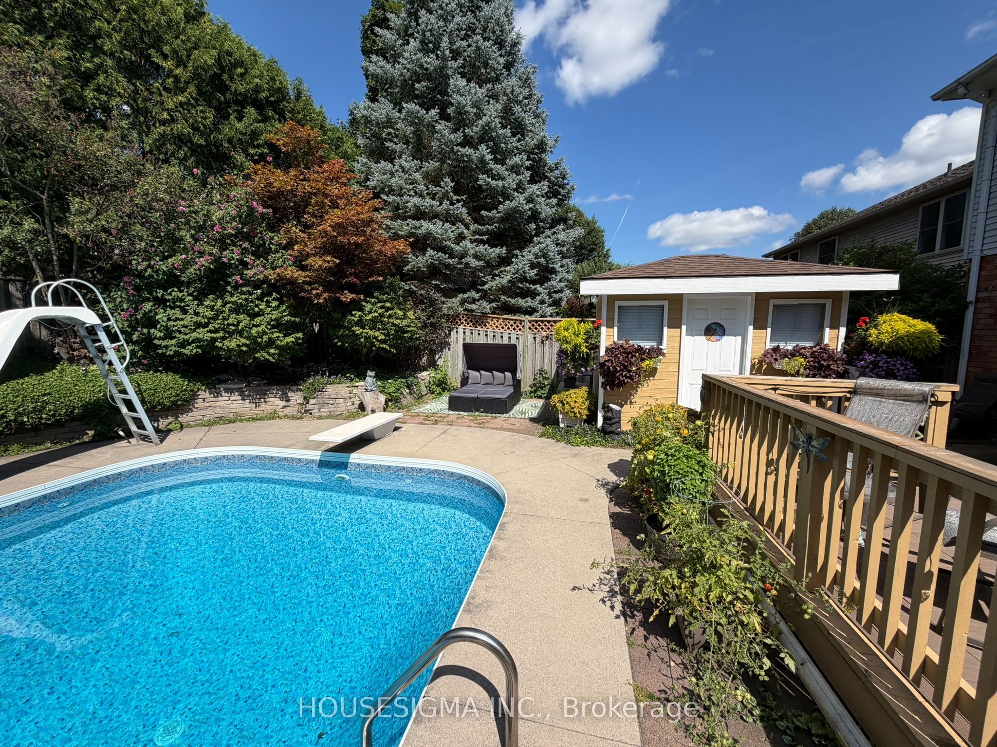 18 Jennifer Gardens Property Photo 37