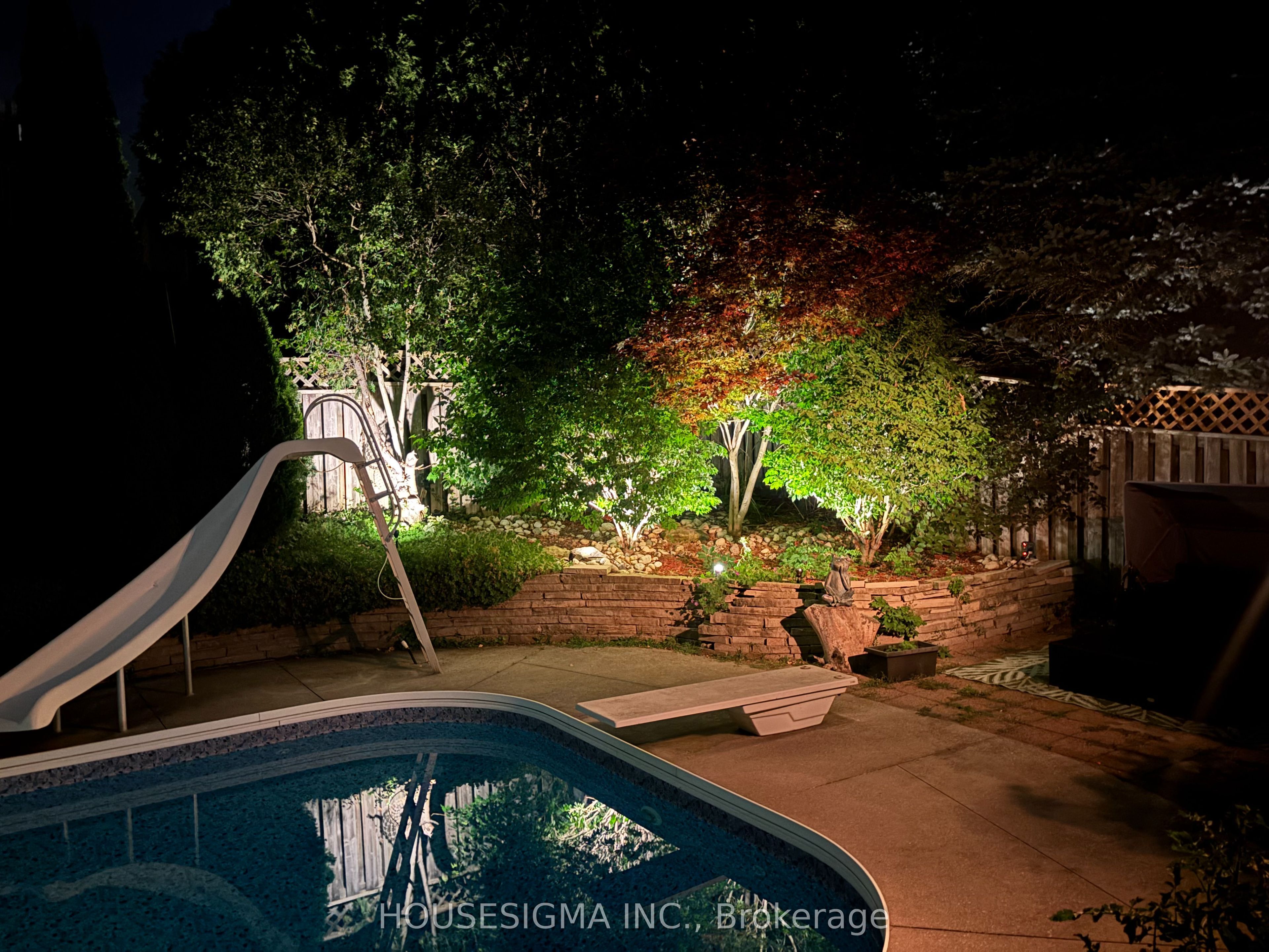 18 Jennifer Gardens Property Photo 38