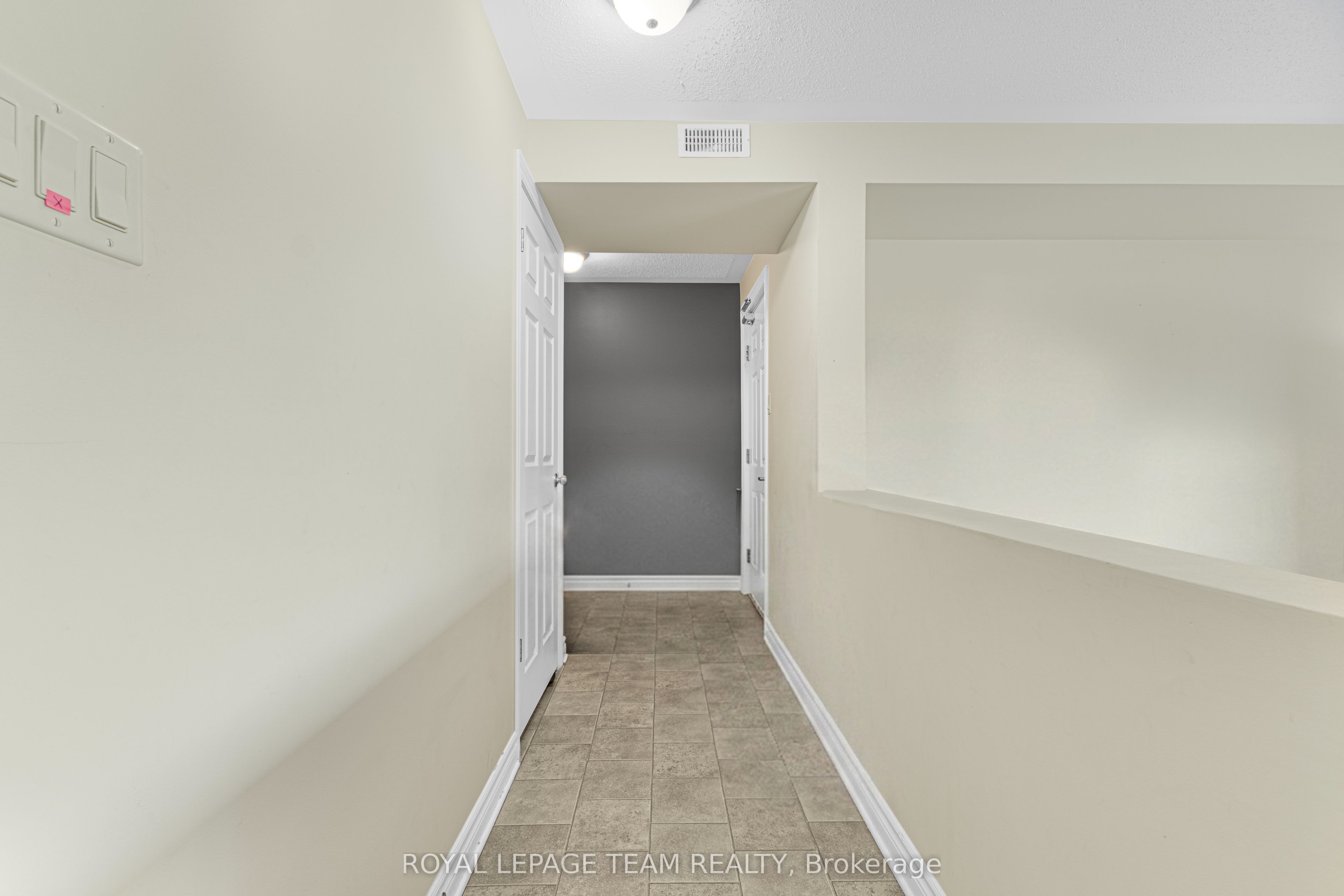 313 Cresthaven Drive 6 Property Photo 6