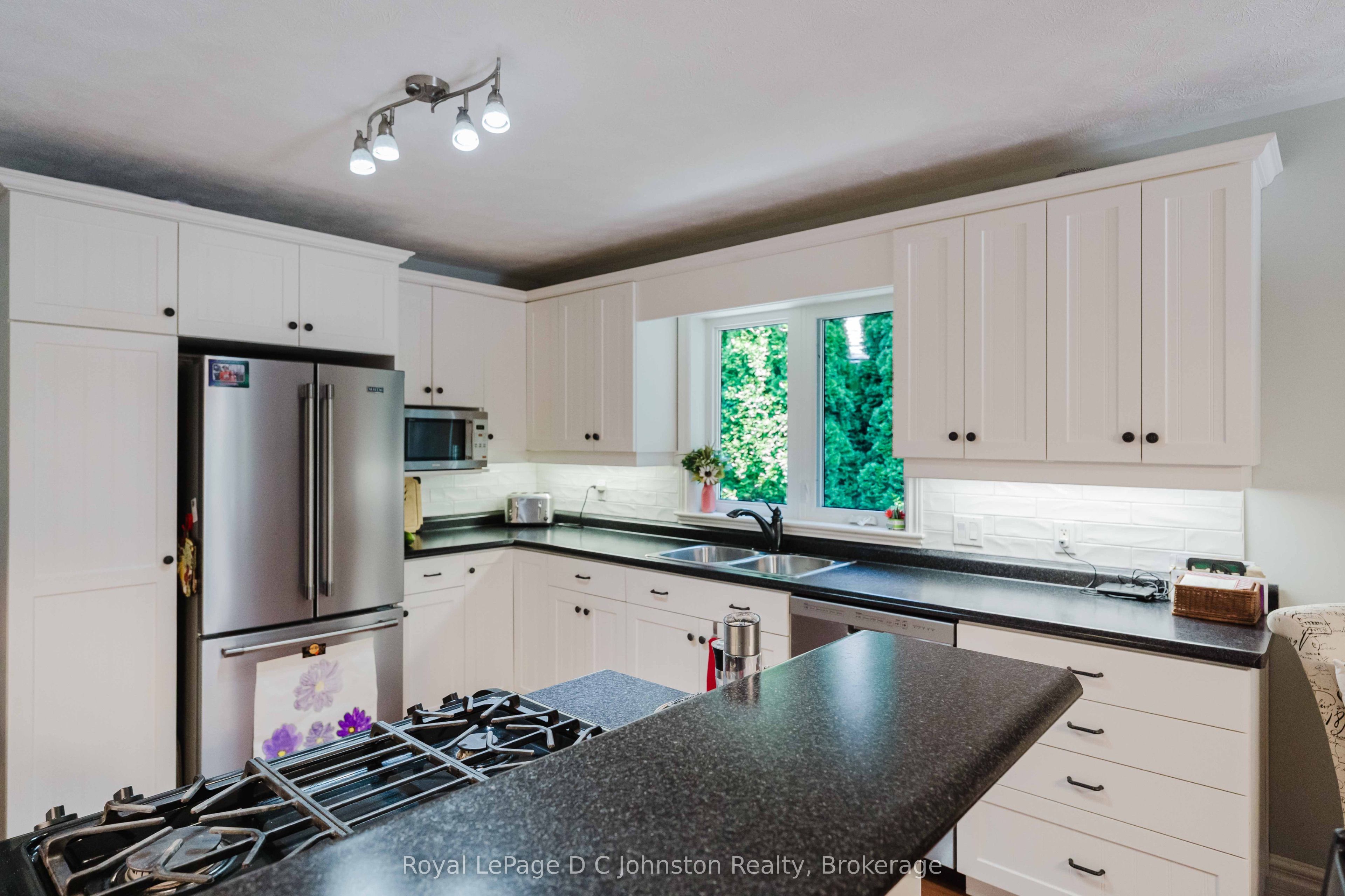 482 Creekwood Drive Property Photo 13