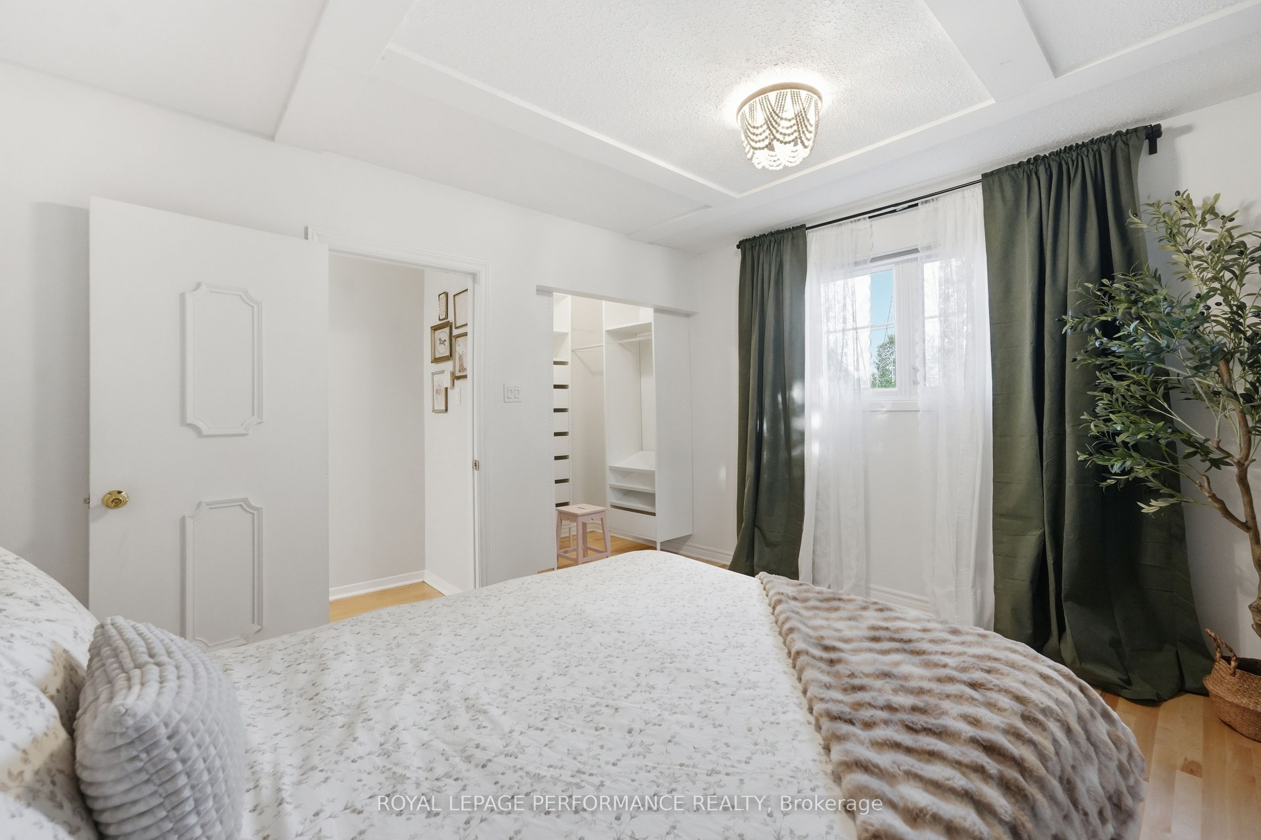 3149 Southmore Drive E Property Photo 18