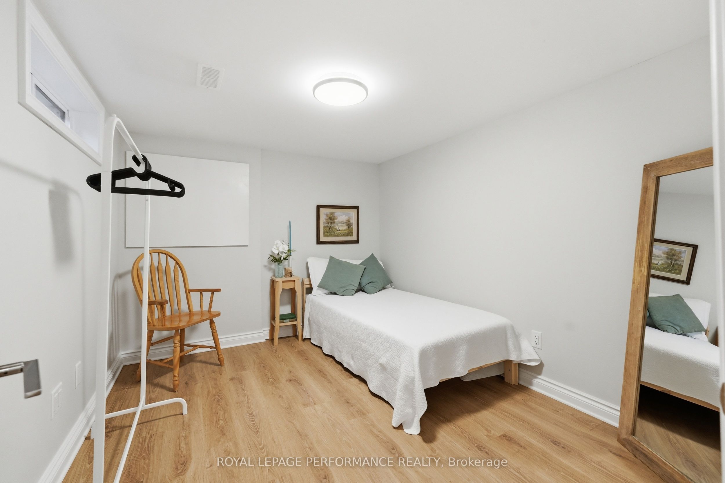 3149 Southmore Drive E Property Photo 25