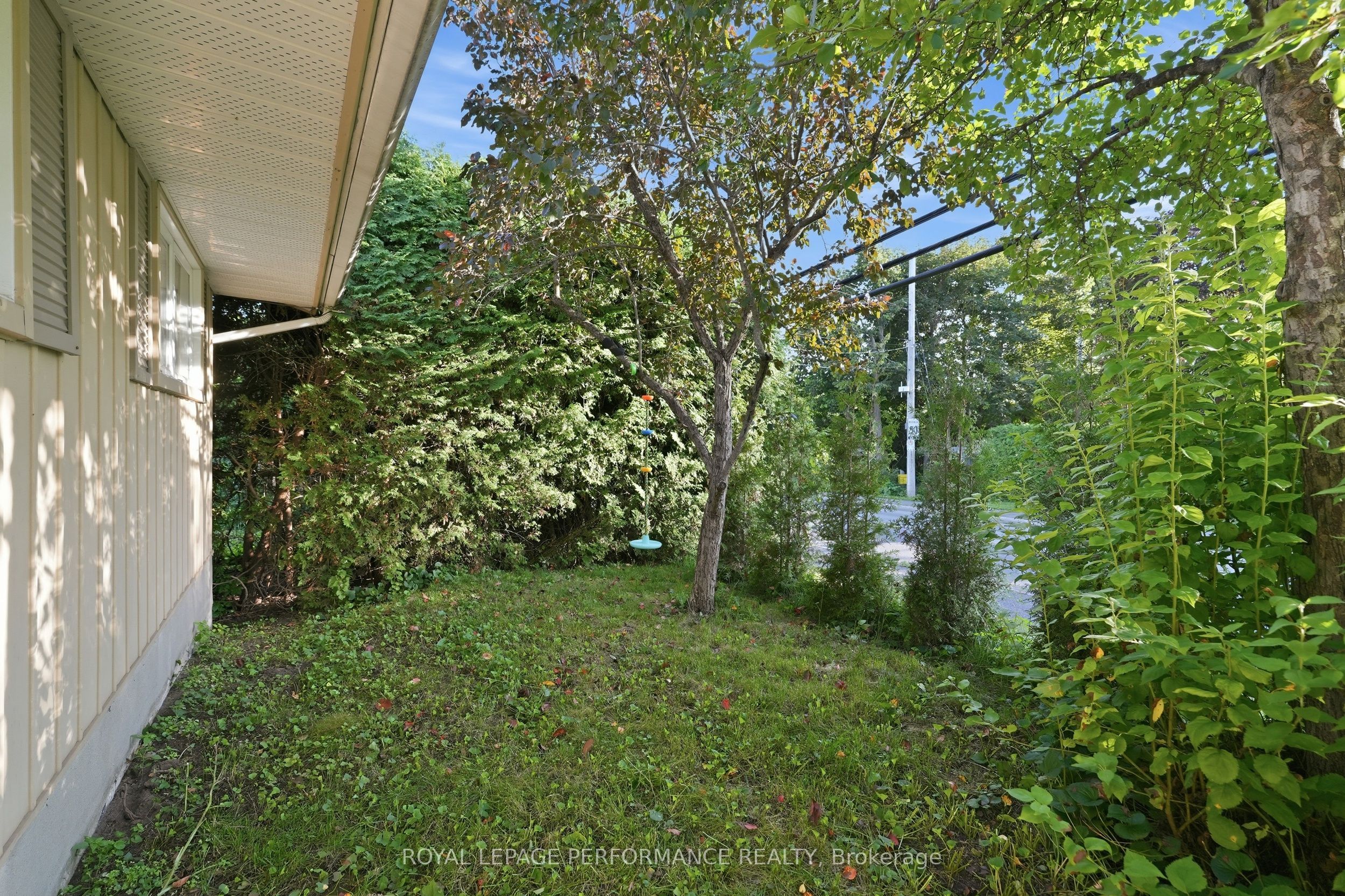 3149 Southmore Drive E Property Photo 38