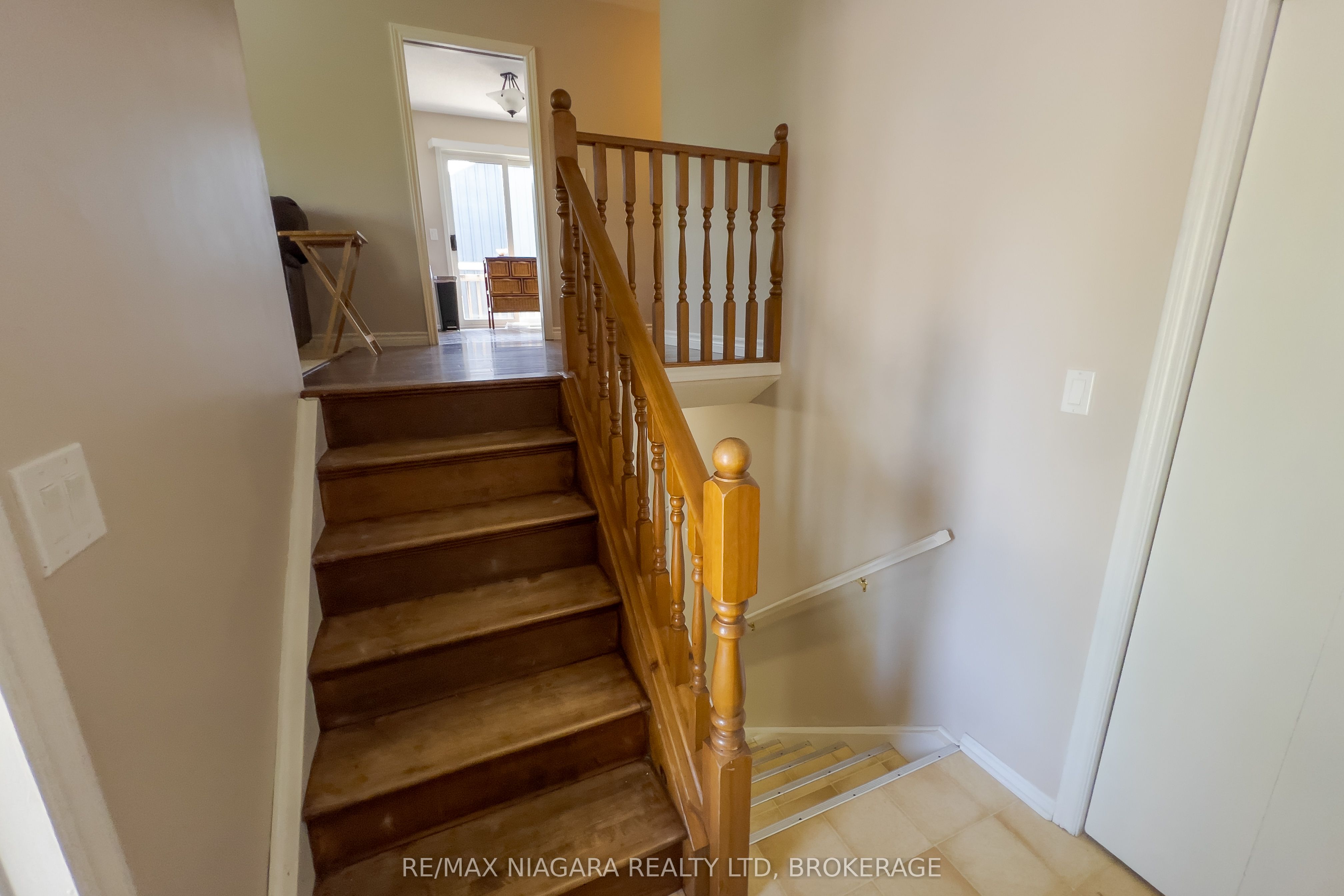 2439 Coral Avenue Property Photo 6