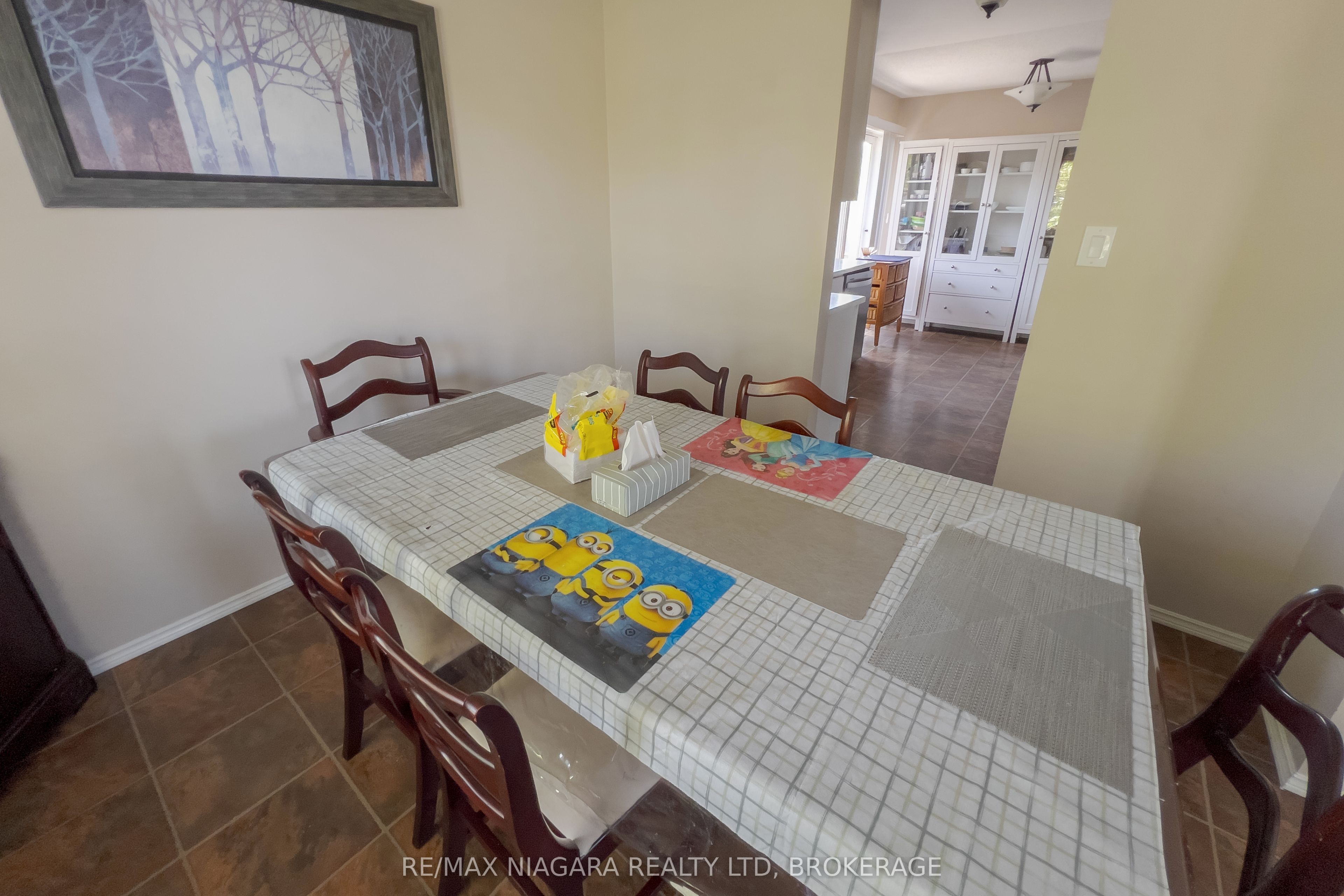 2439 Coral Avenue Property Photo 11