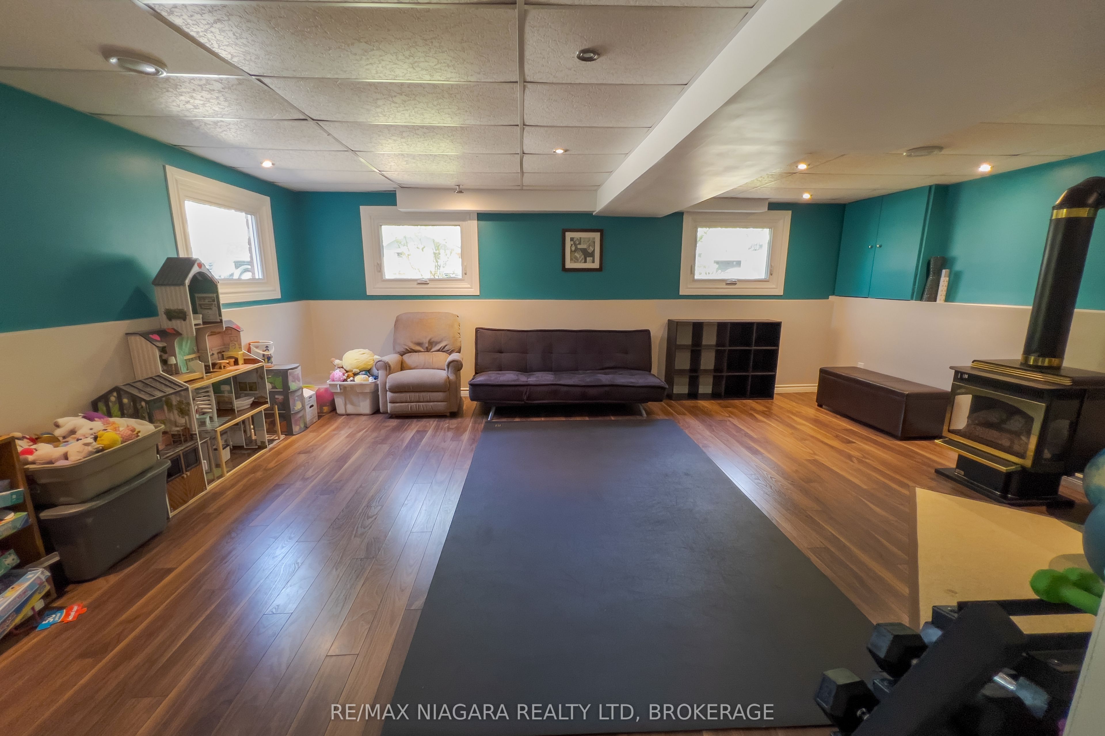 2439 Coral Avenue Property Photo 18