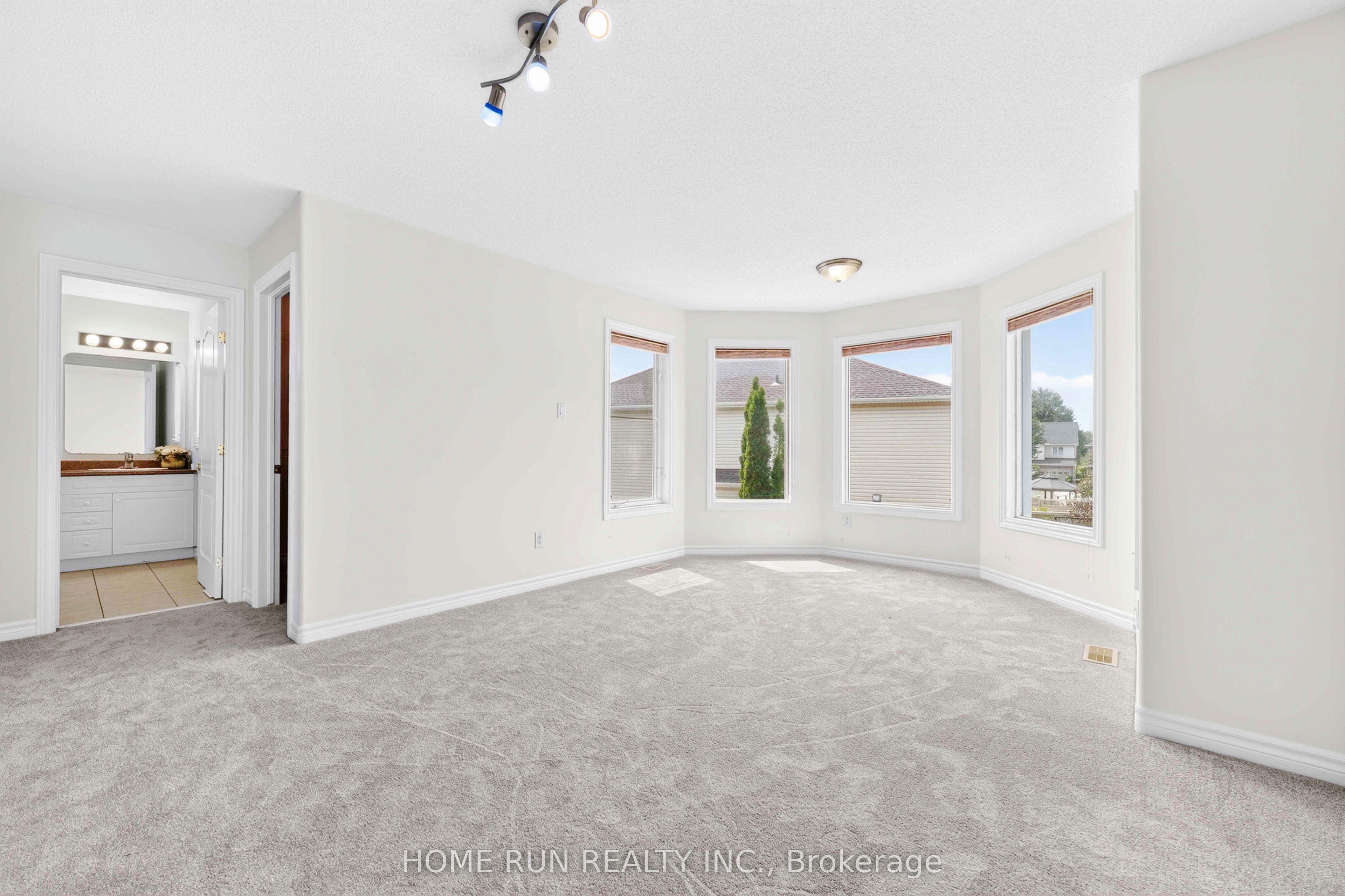 35 Blackshire Circle Property Photo 34