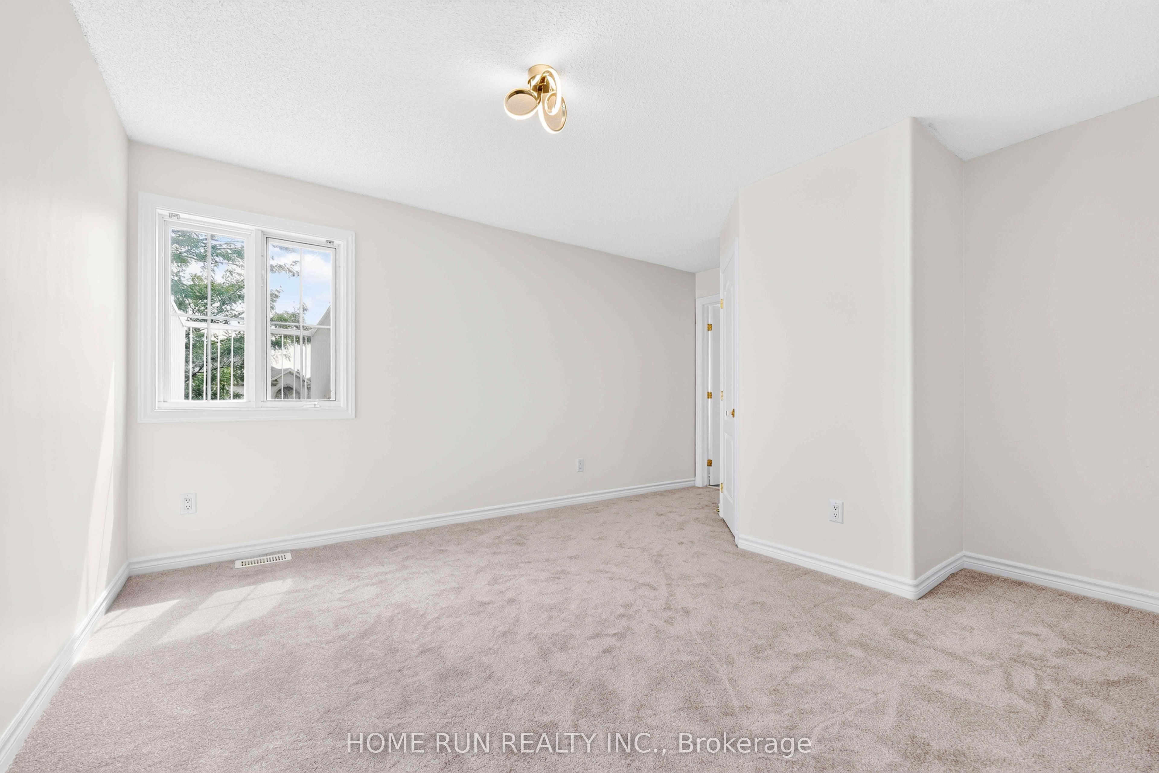 35 Blackshire Circle Property Photo 39