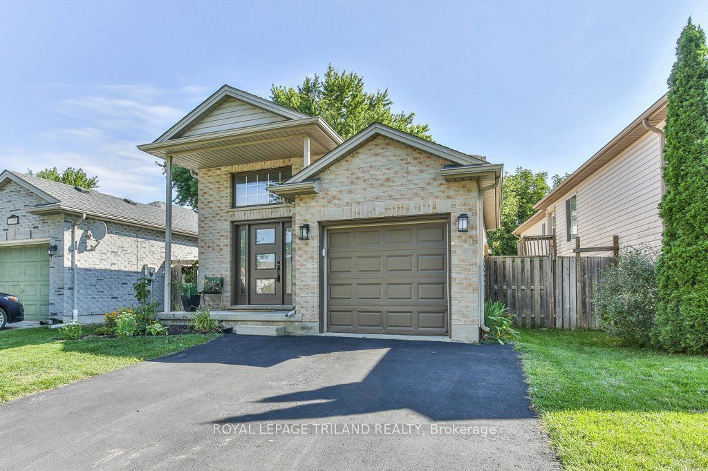 1840 MARCONI Boulevard Property Photo 1