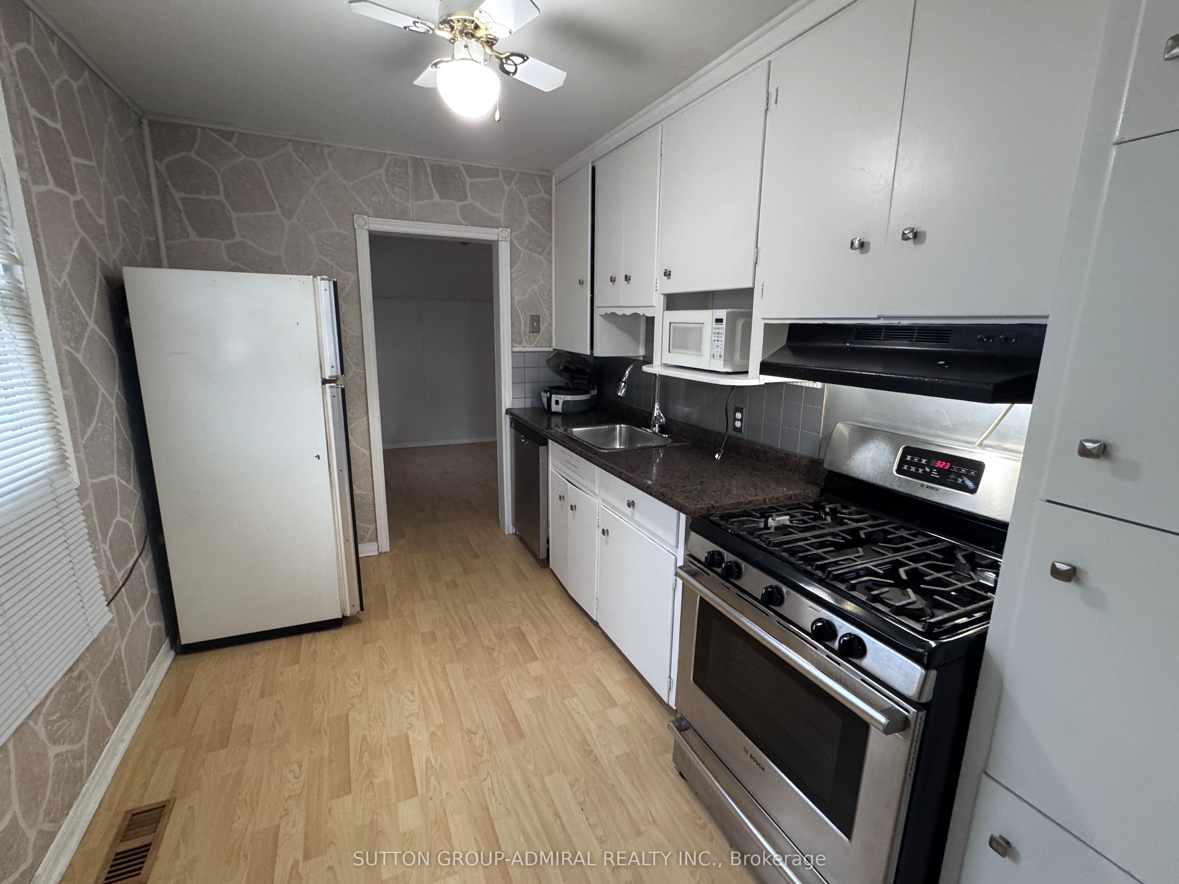 305 Crowland Avenue Property Photo 4