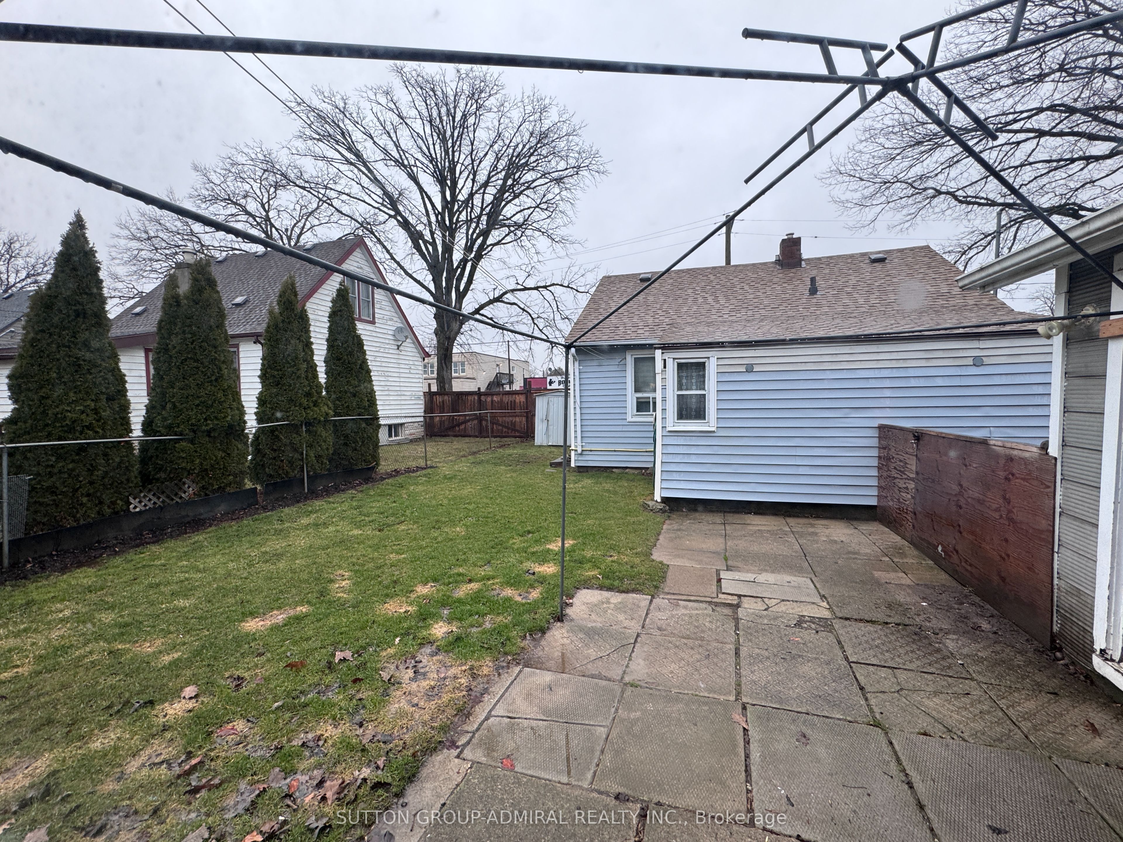 305 Crowland Avenue Property Photo 19