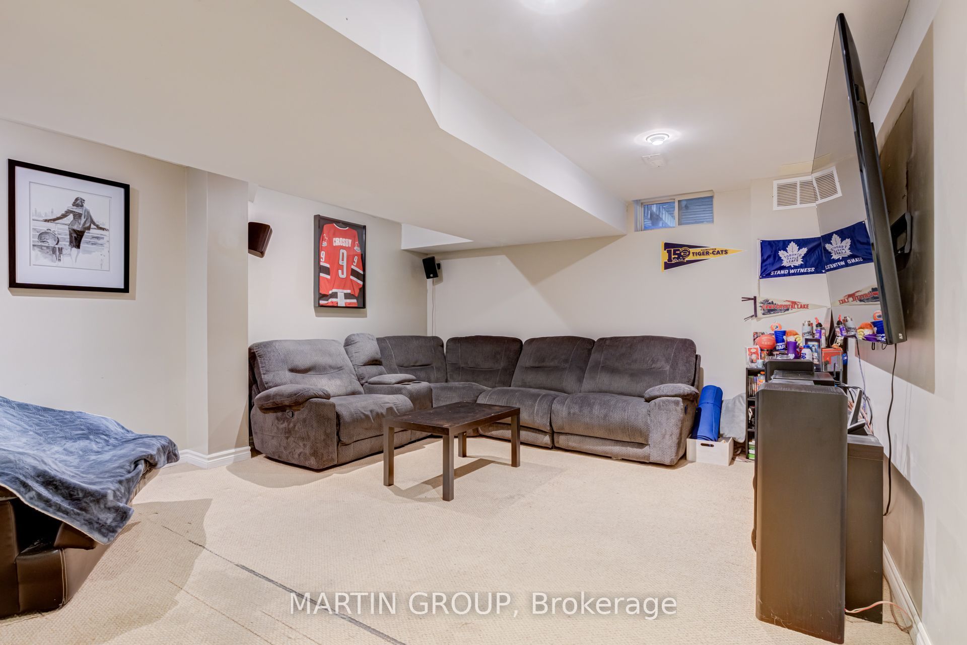 33 Slater Court Property Photo 27