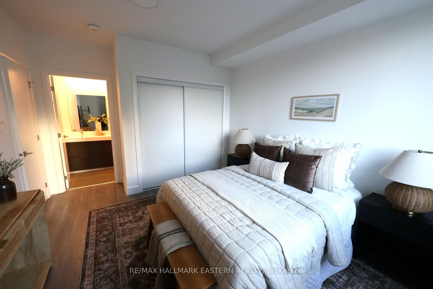 195 Hunter Street E 308 Property Photo 6