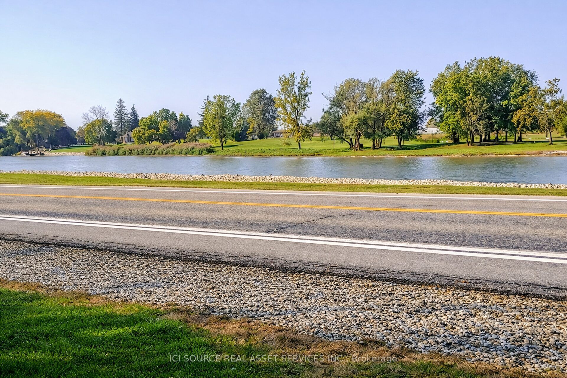 6774 Riverview Line Property Photo 5