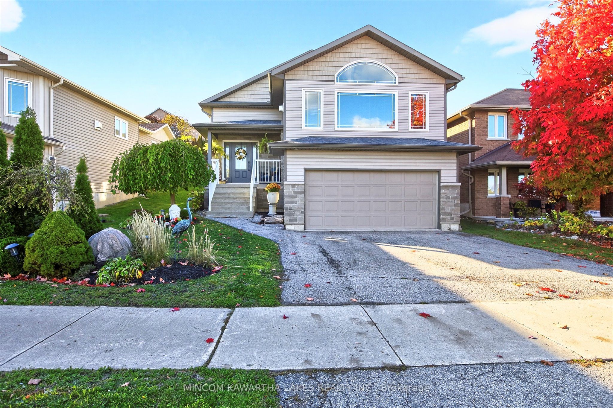 127 Milroy Drive Property Photo 4