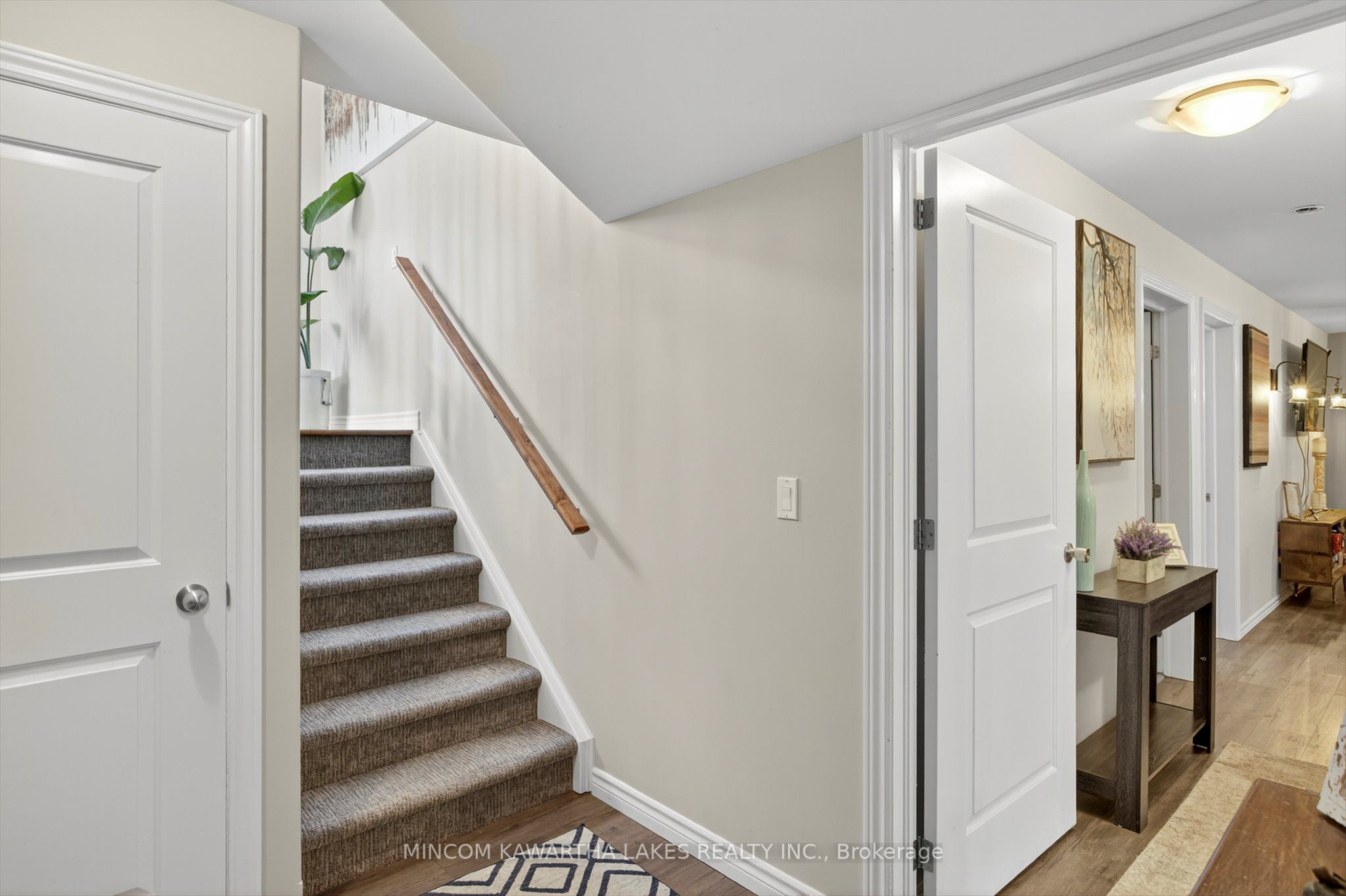 127 Milroy Drive Property Photo 33