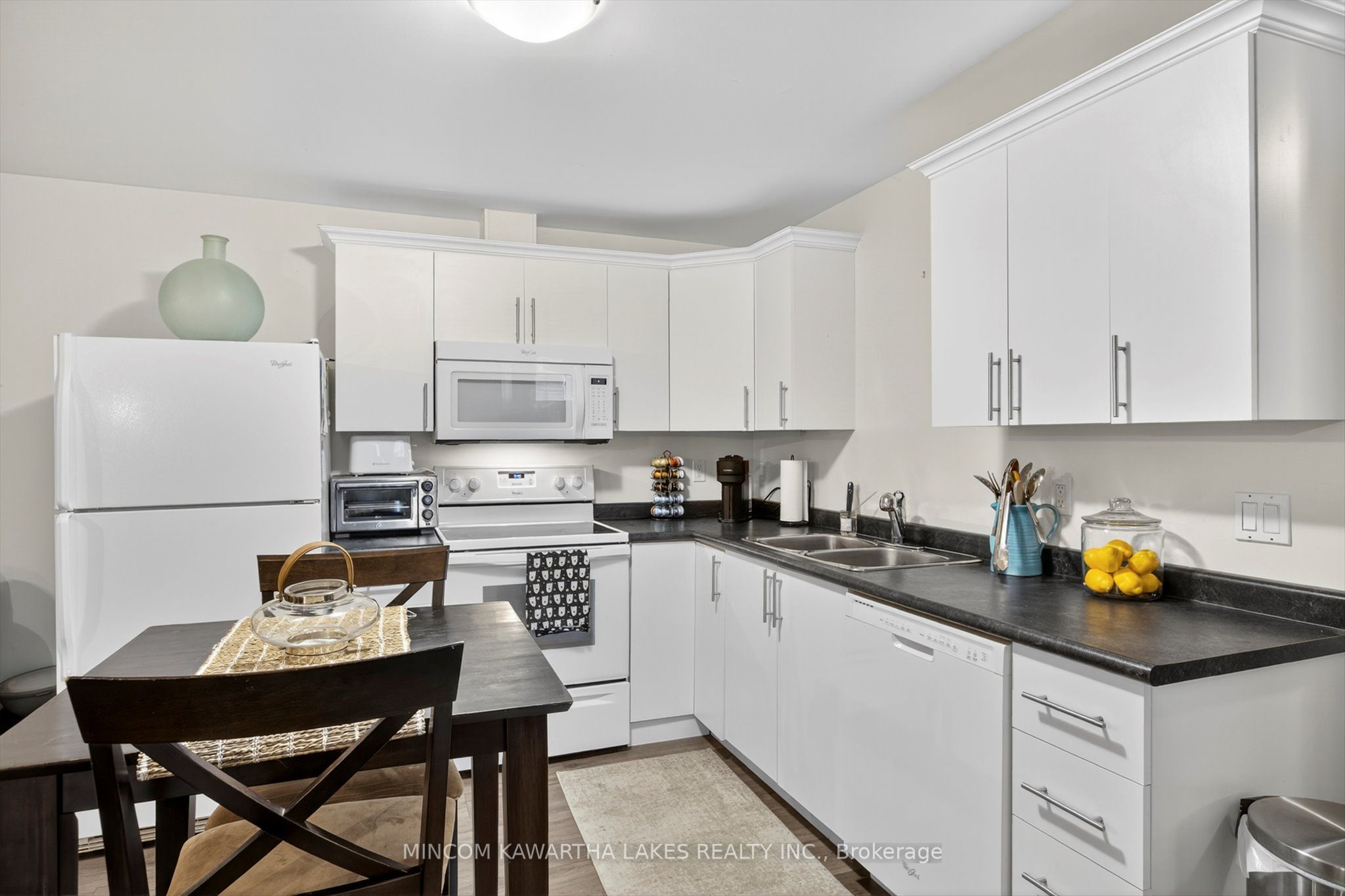 127 Milroy Drive Property Photo 38