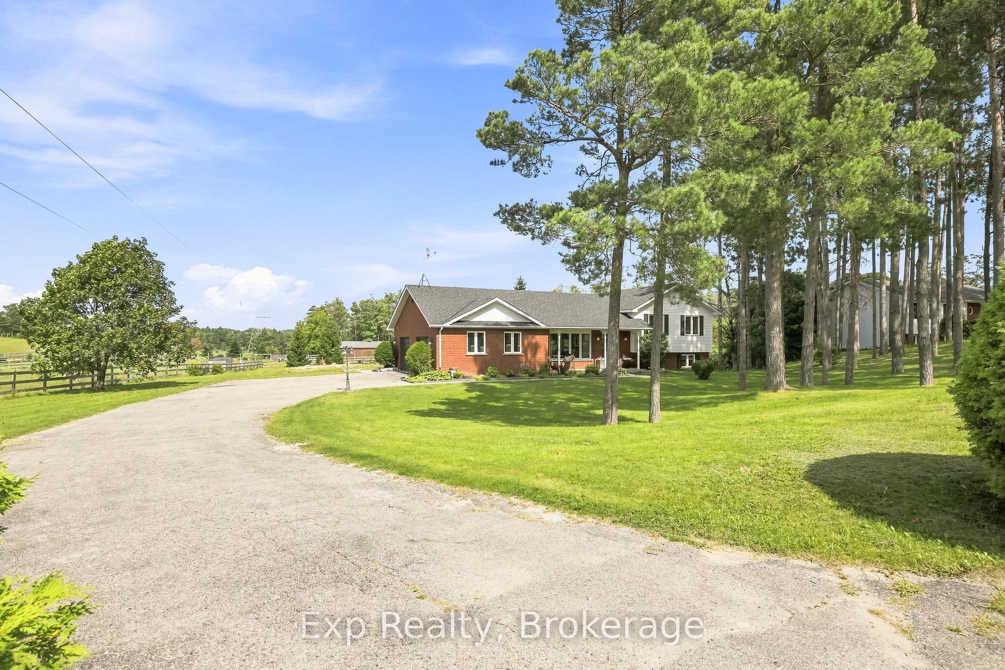 5 Royal Estates Drive Property Photo 1