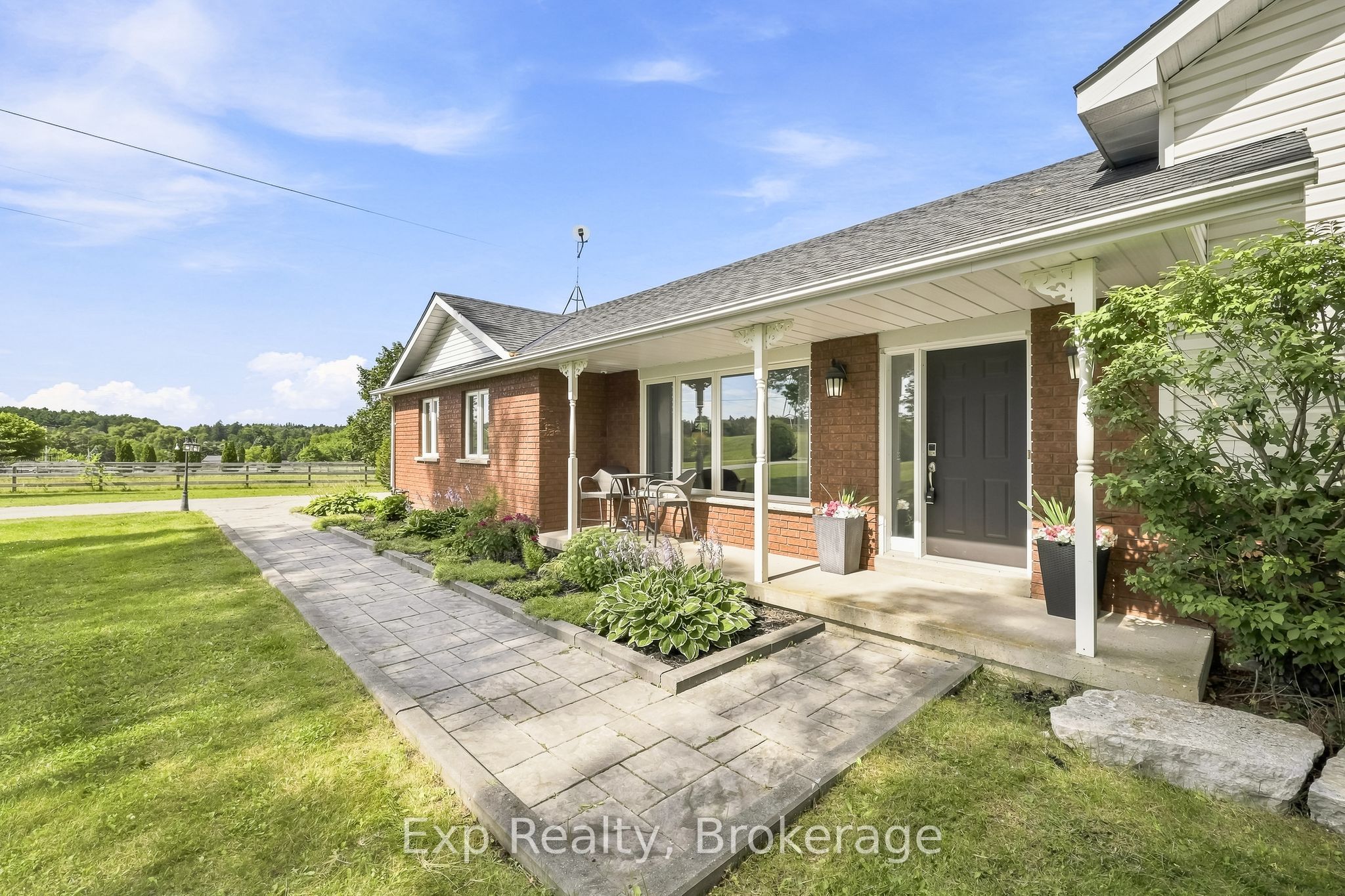 5 Royal Estates Drive Property Photo 6