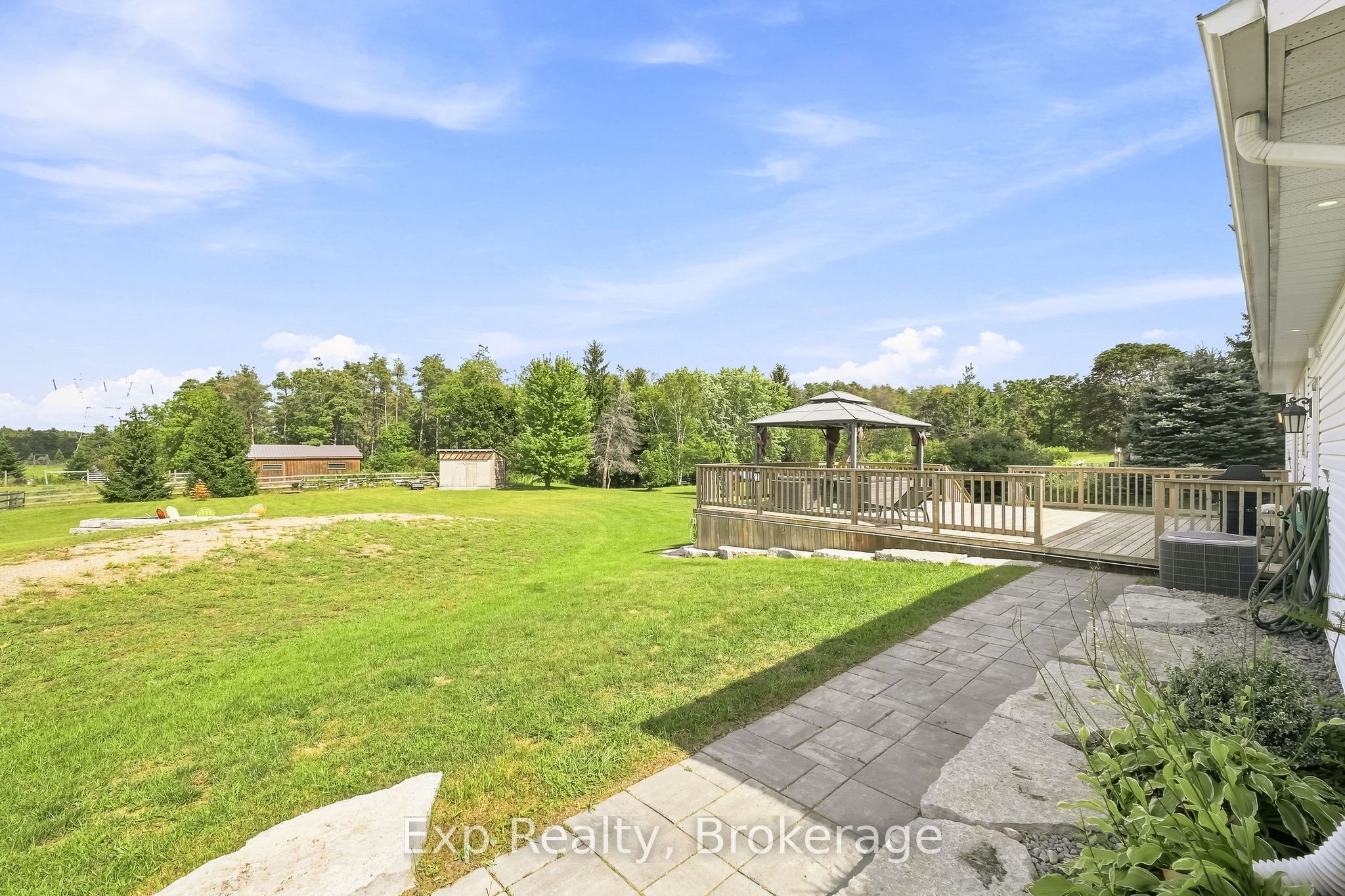 5 Royal Estates Drive Property Photo 41