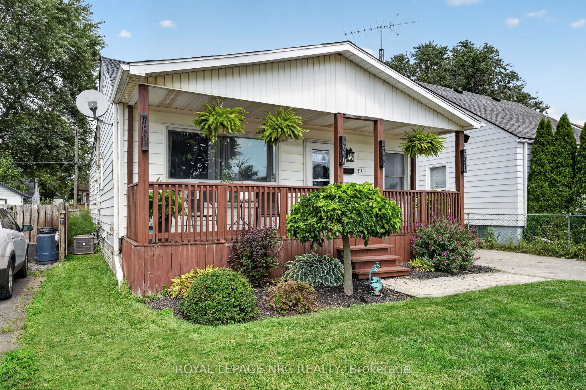 314 Dieppe Street Property Photo 4