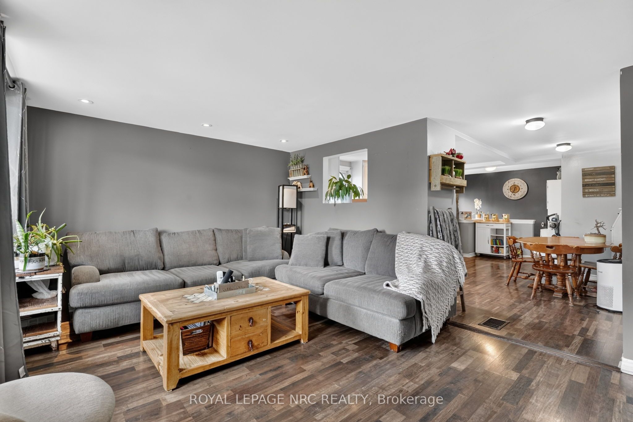 314 Dieppe Street Property Photo 6