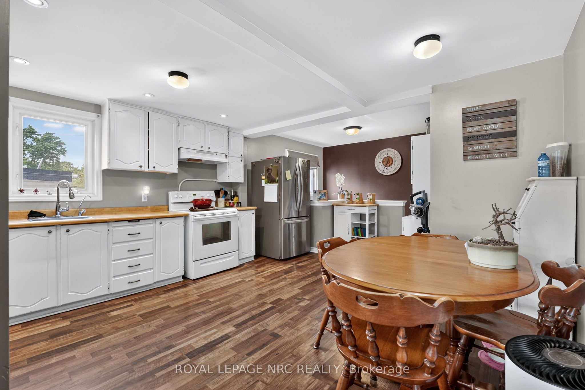 314 Dieppe Street Property Photo 11