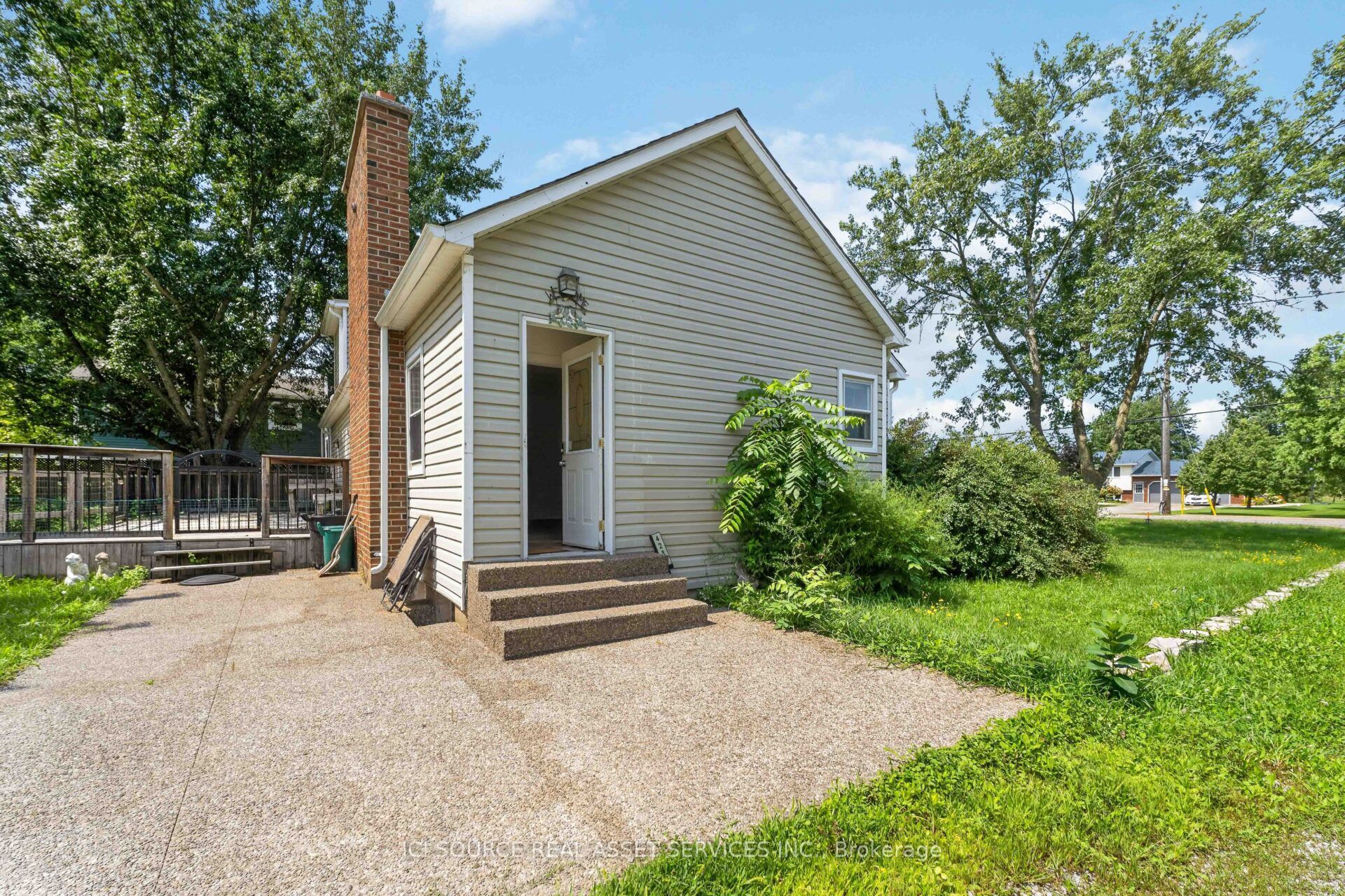 4284 Fly Road Property Photo 4