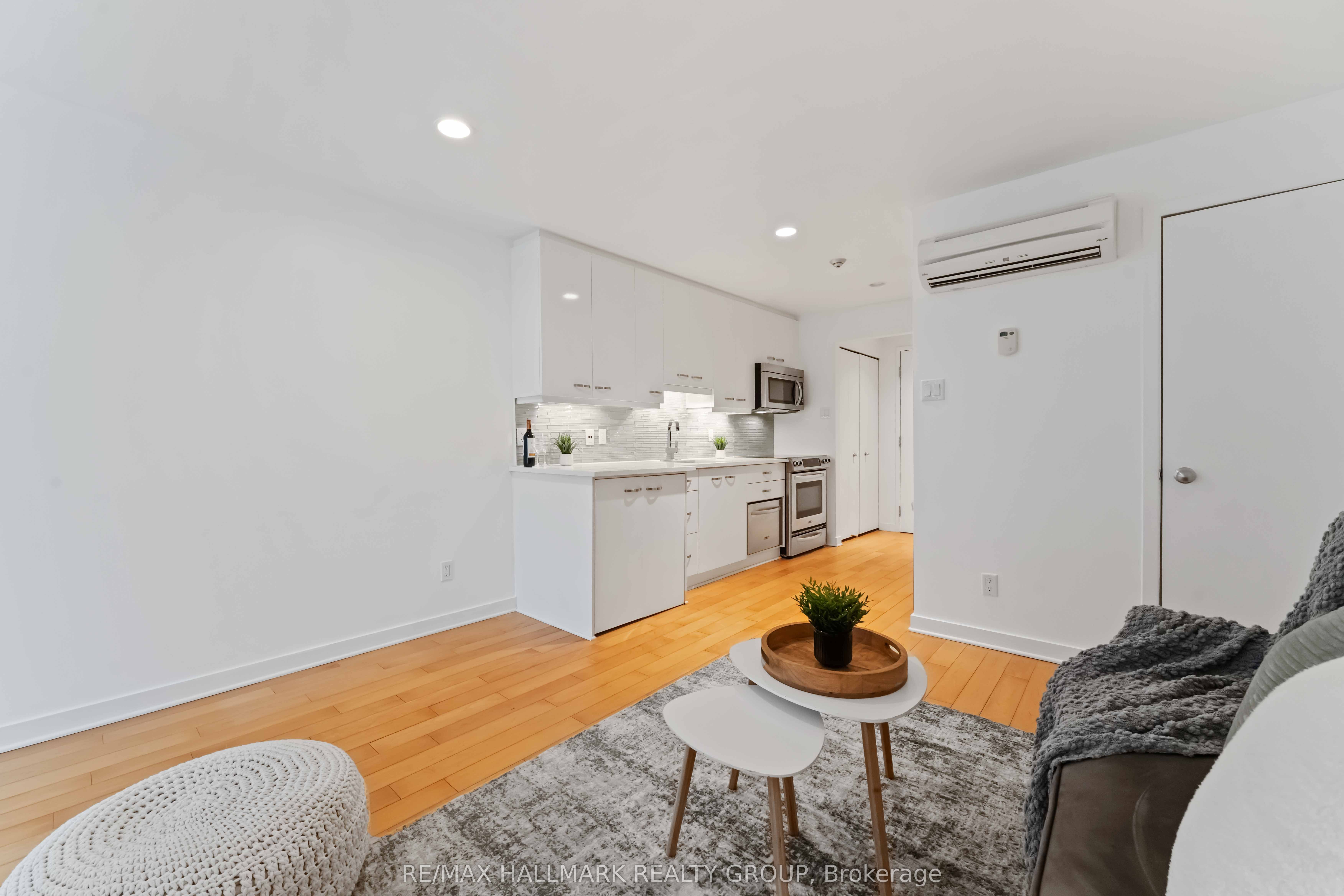 202 St Patrick Street 15 Property Photo 7