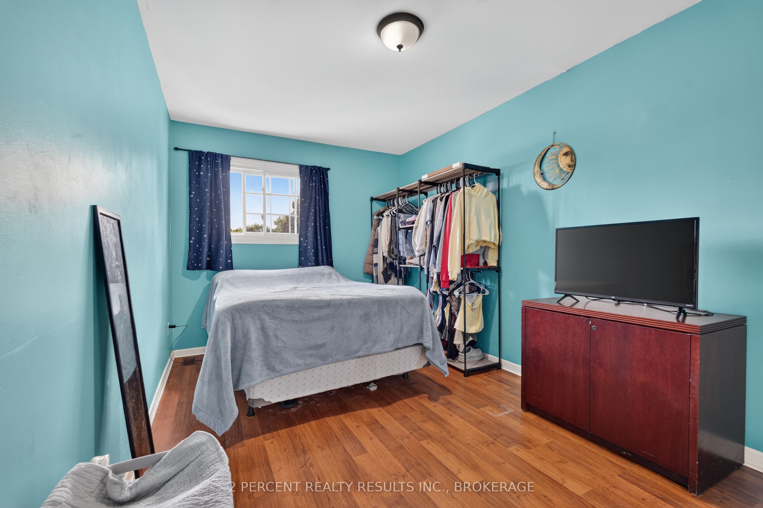 1046 Pinewood Place Property Photo 15