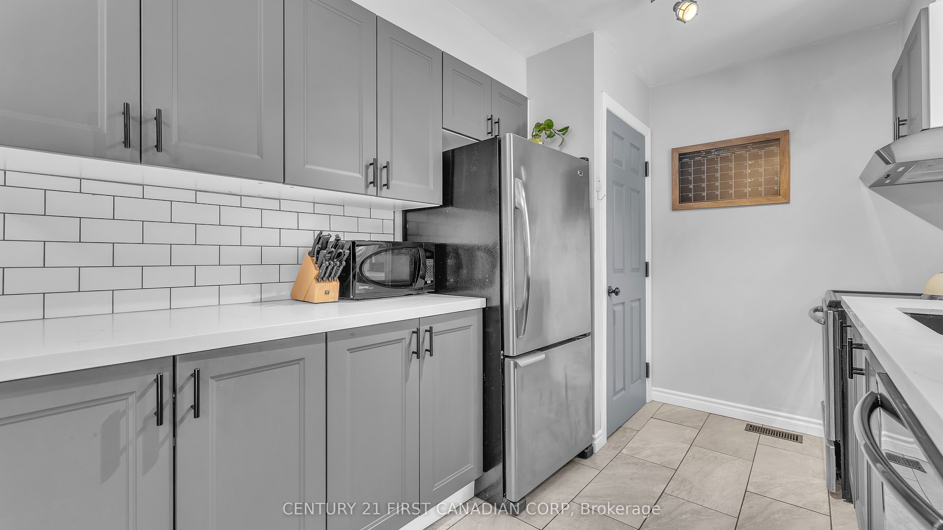 238 Mcnay Street Upper Unit Property Photo 11