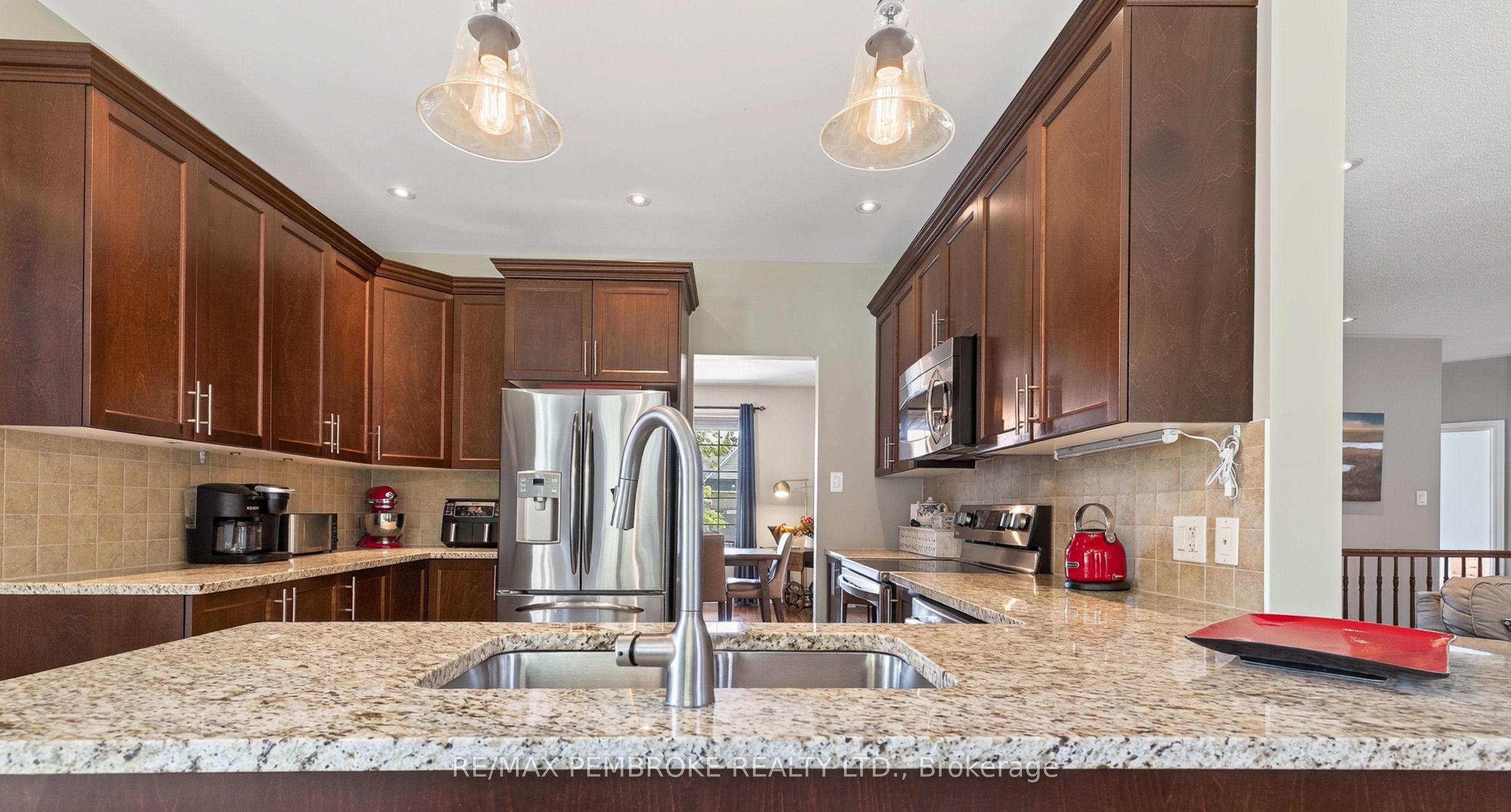 26 Bedard Boulevard Property Photo 9
