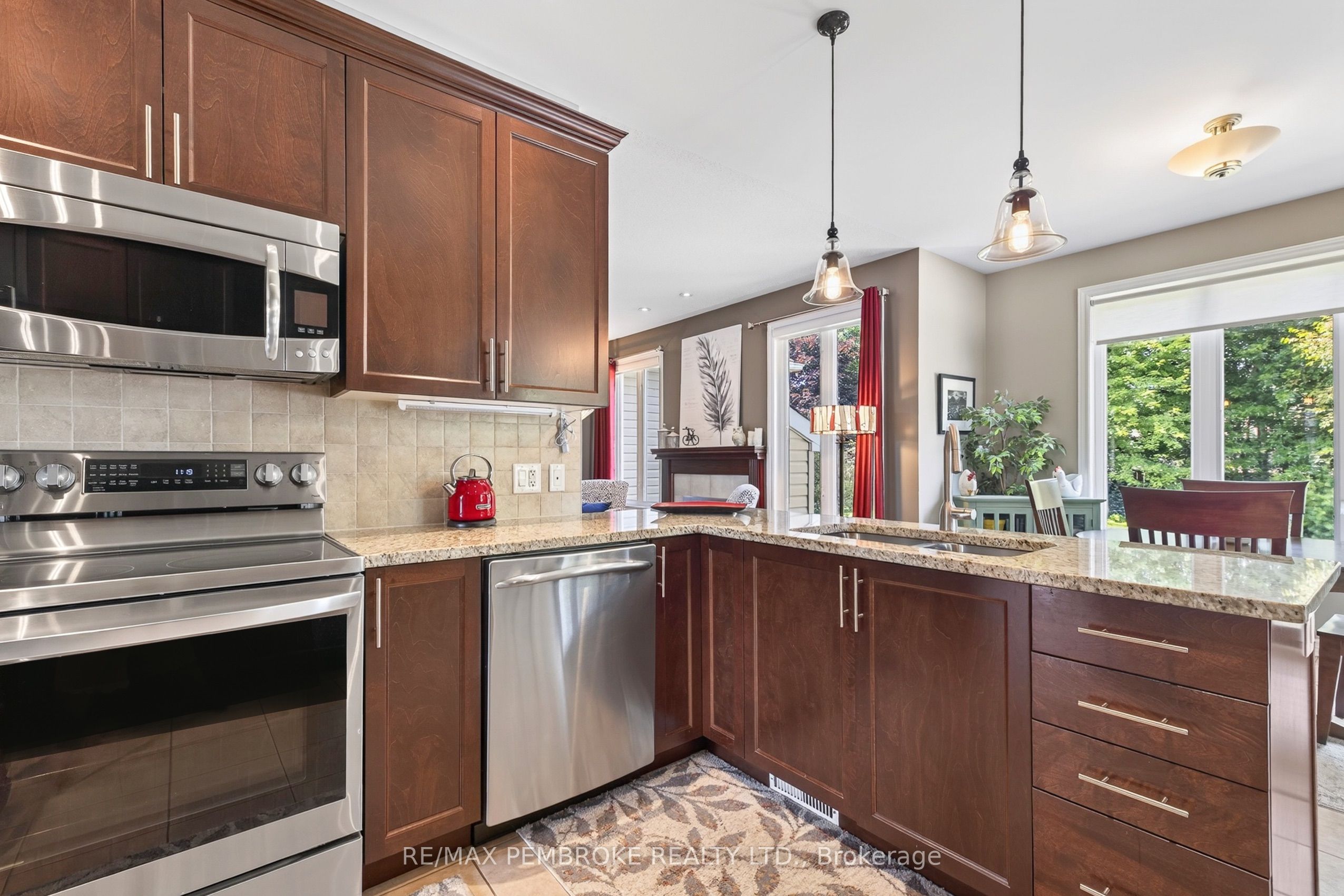 26 Bedard Boulevard Property Photo 12