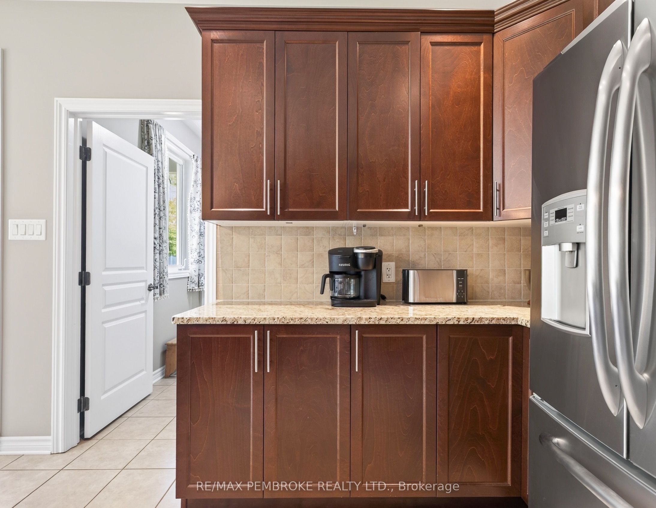26 Bedard Boulevard Property Photo 13