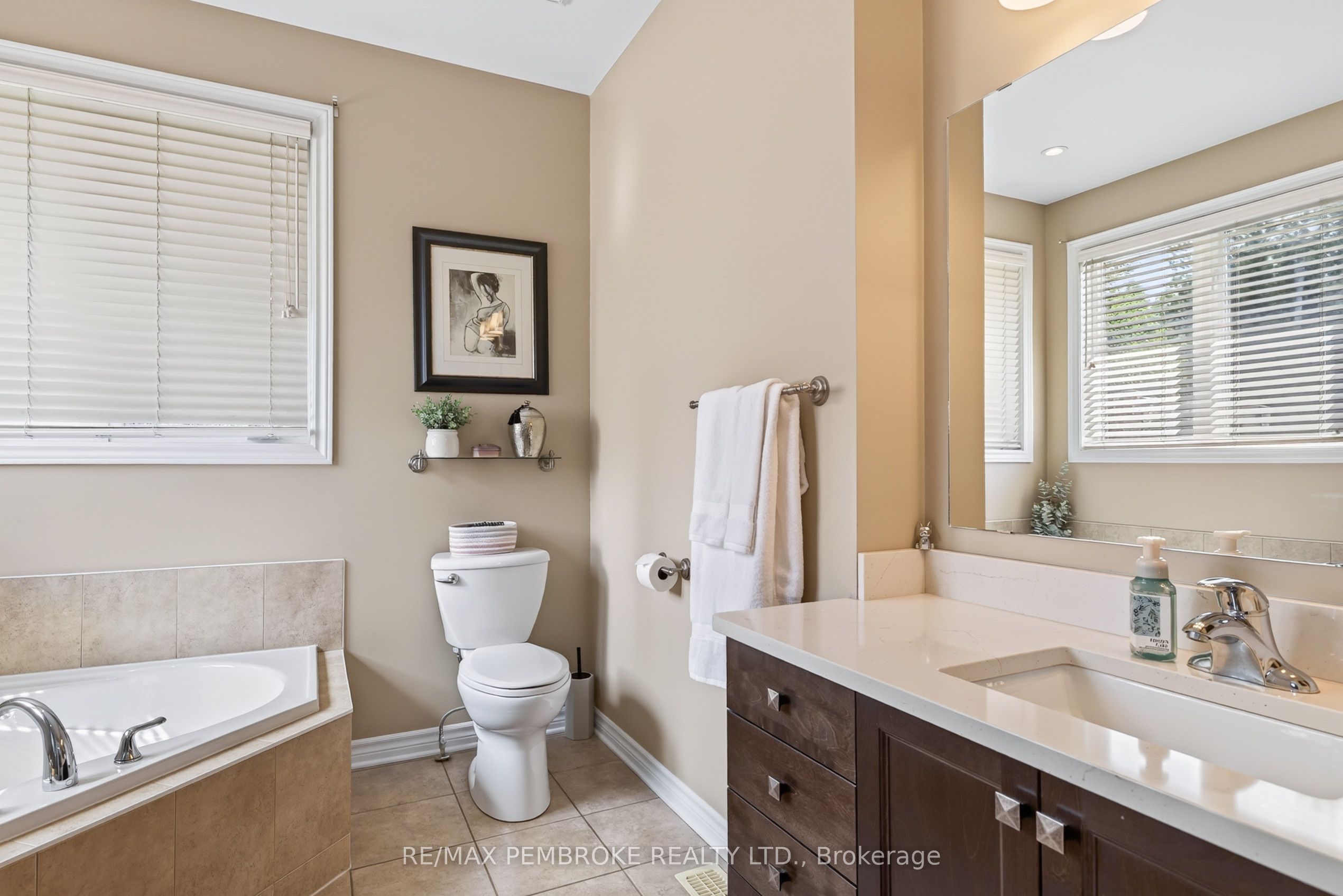 26 Bedard Boulevard Property Photo 24