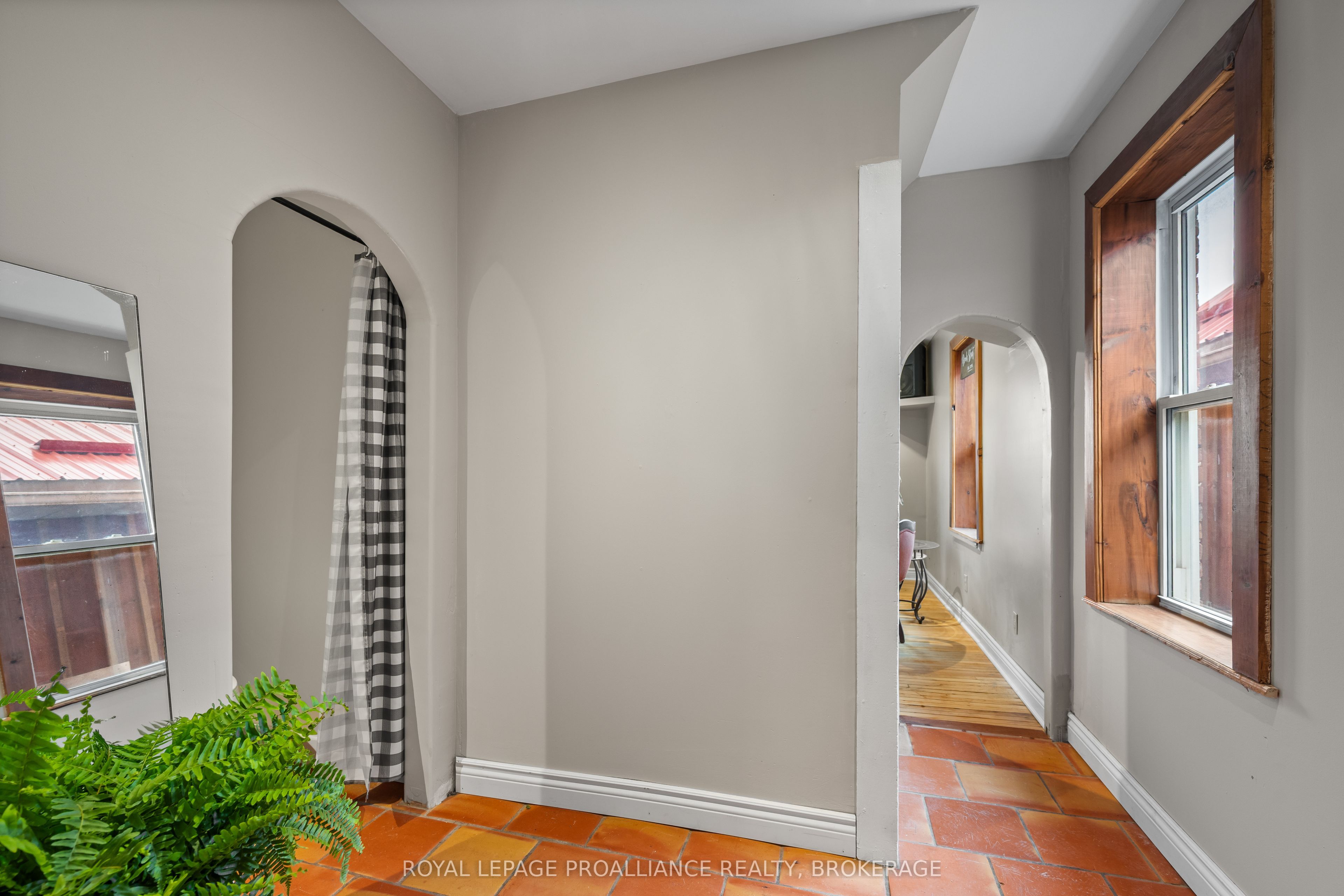 277 Brock Street Property Photo 14