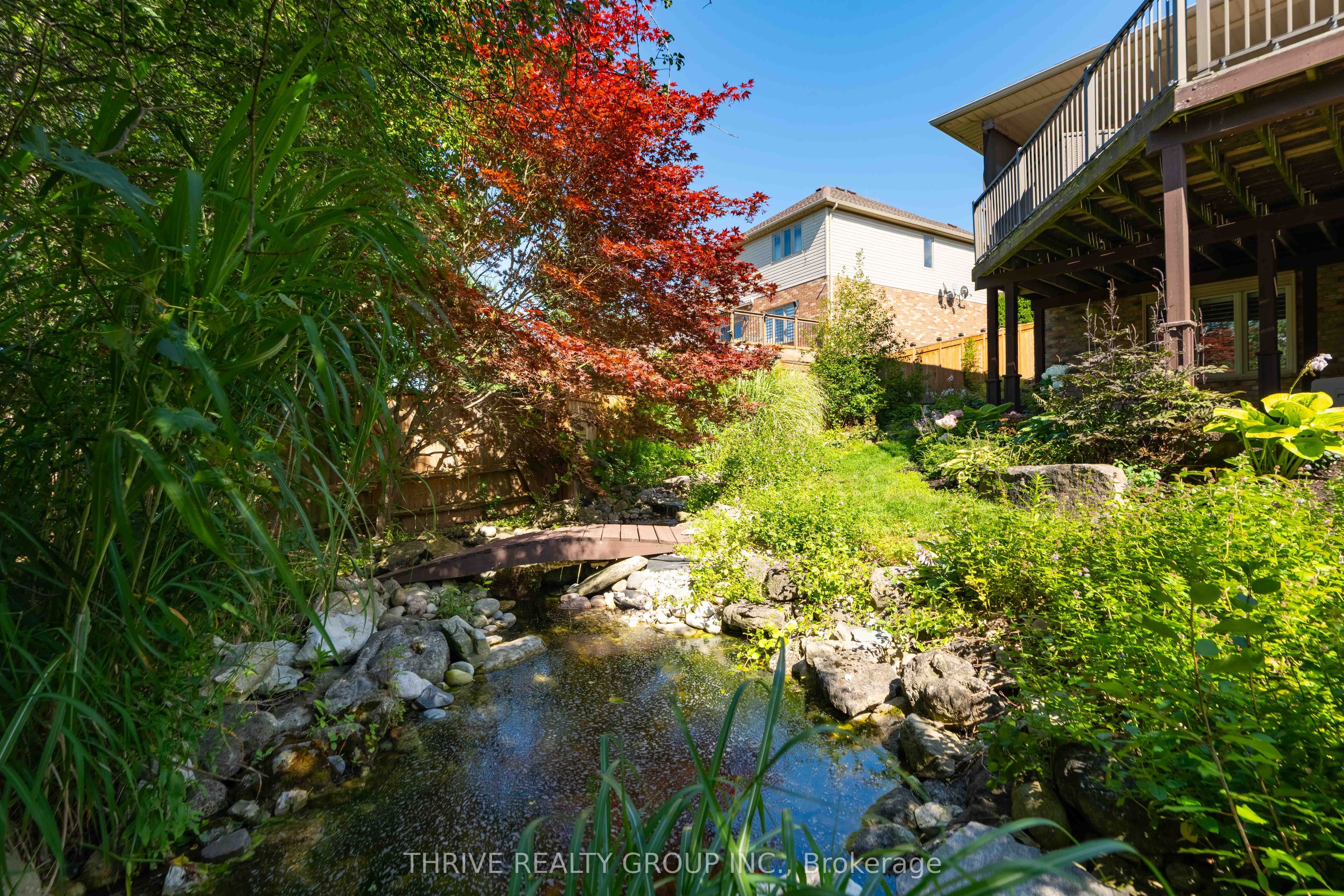 1193 Thornley Street Property Photo 44