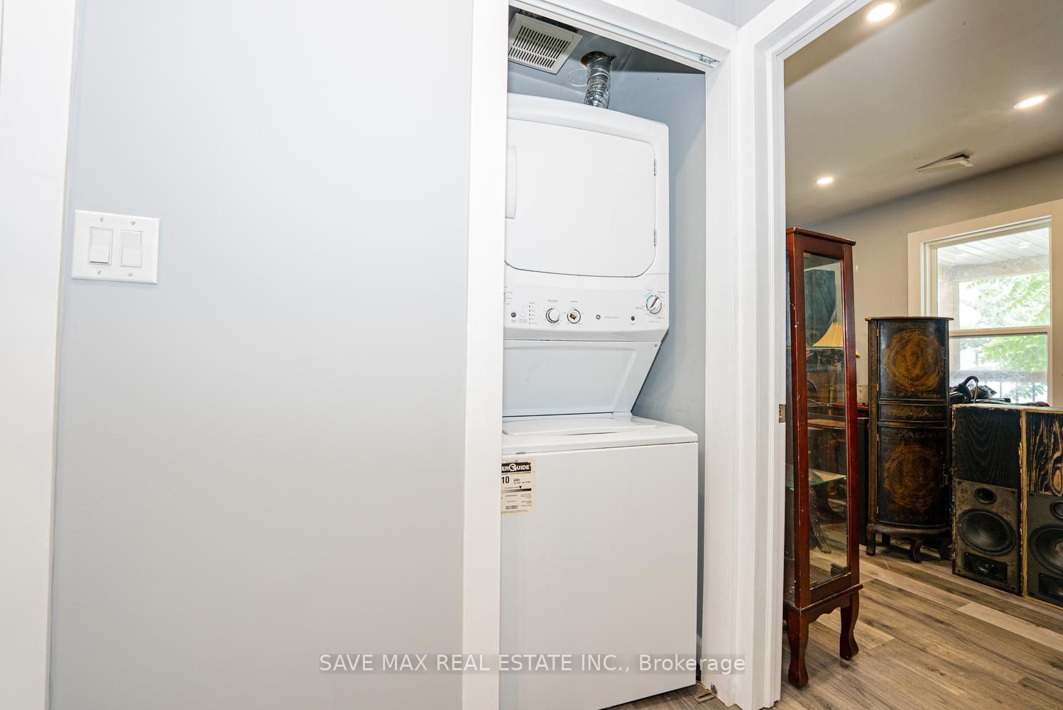 10 Wills Street Property Photo 20