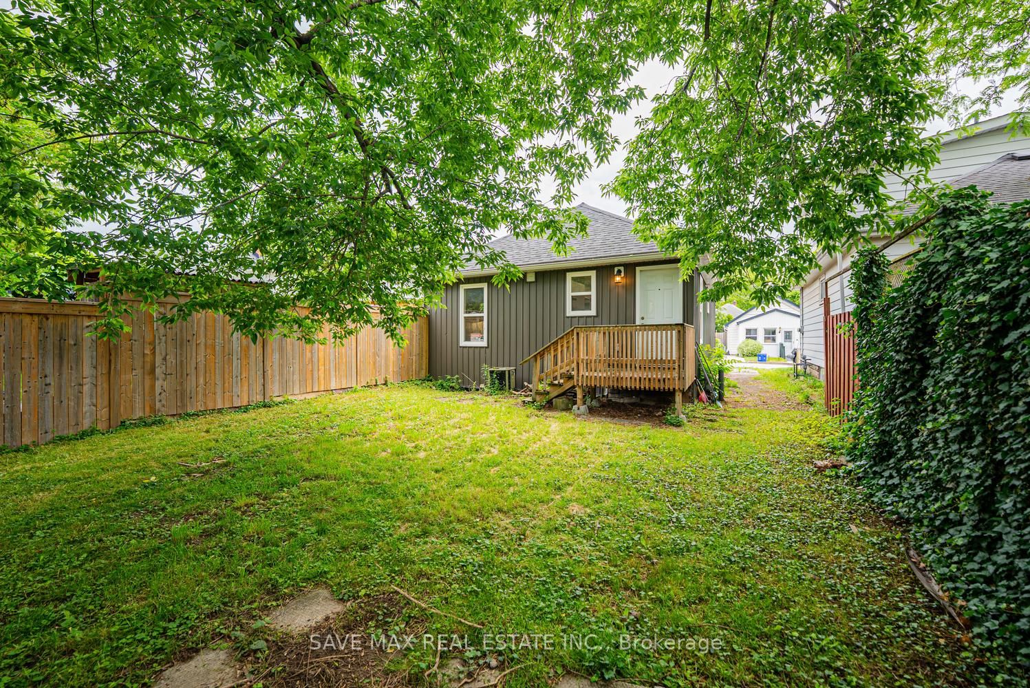10 Wills Street Property Photo 23