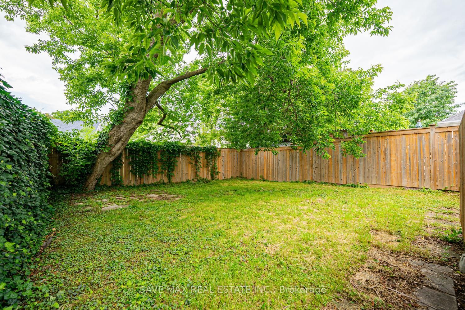 10 Wills Street Property Photo 24