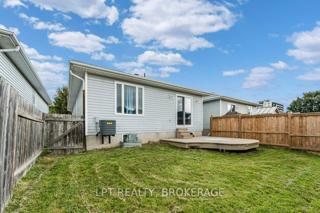 8 Wilfred Crescent Property Photo 6