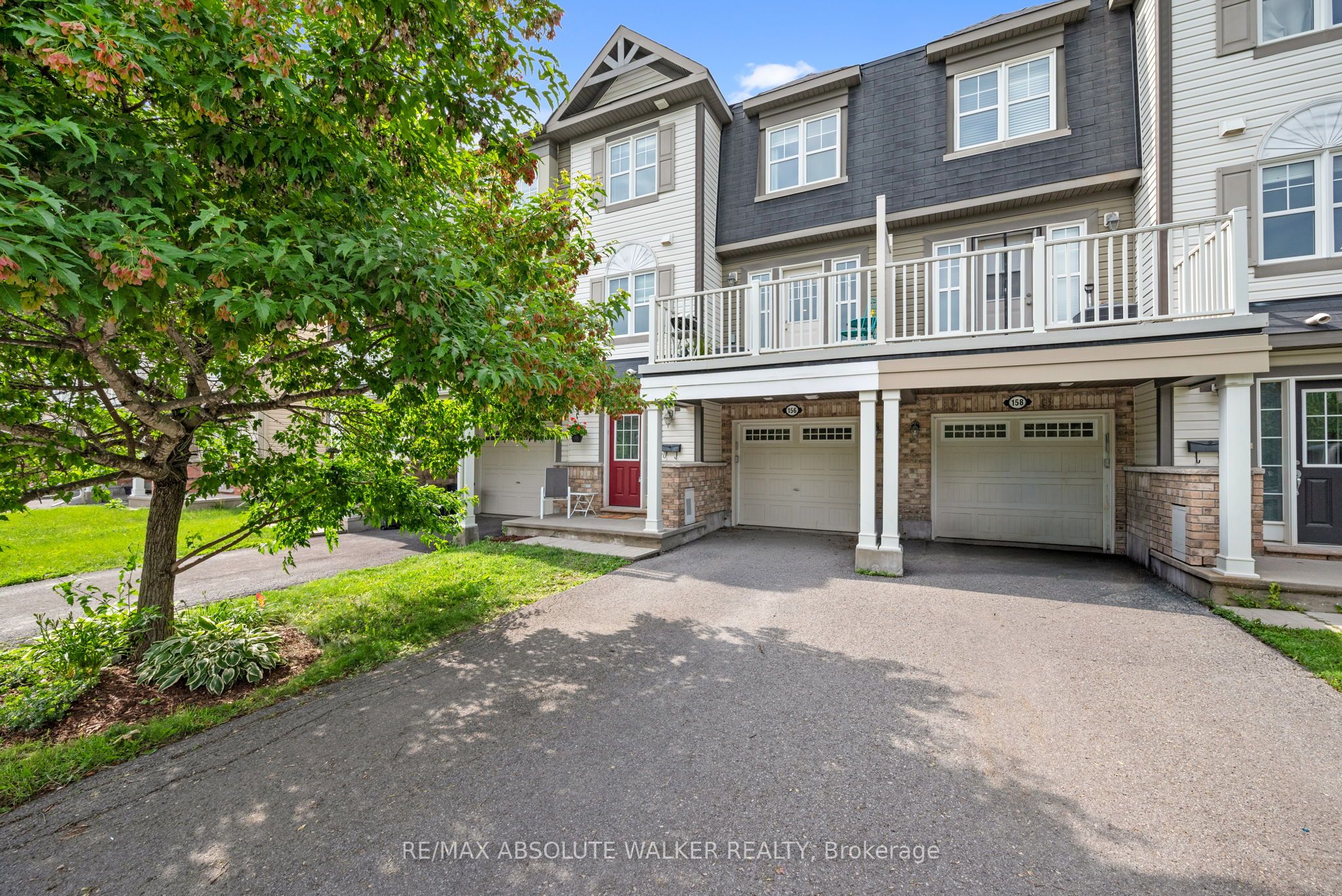 156 Sunshine Crescent