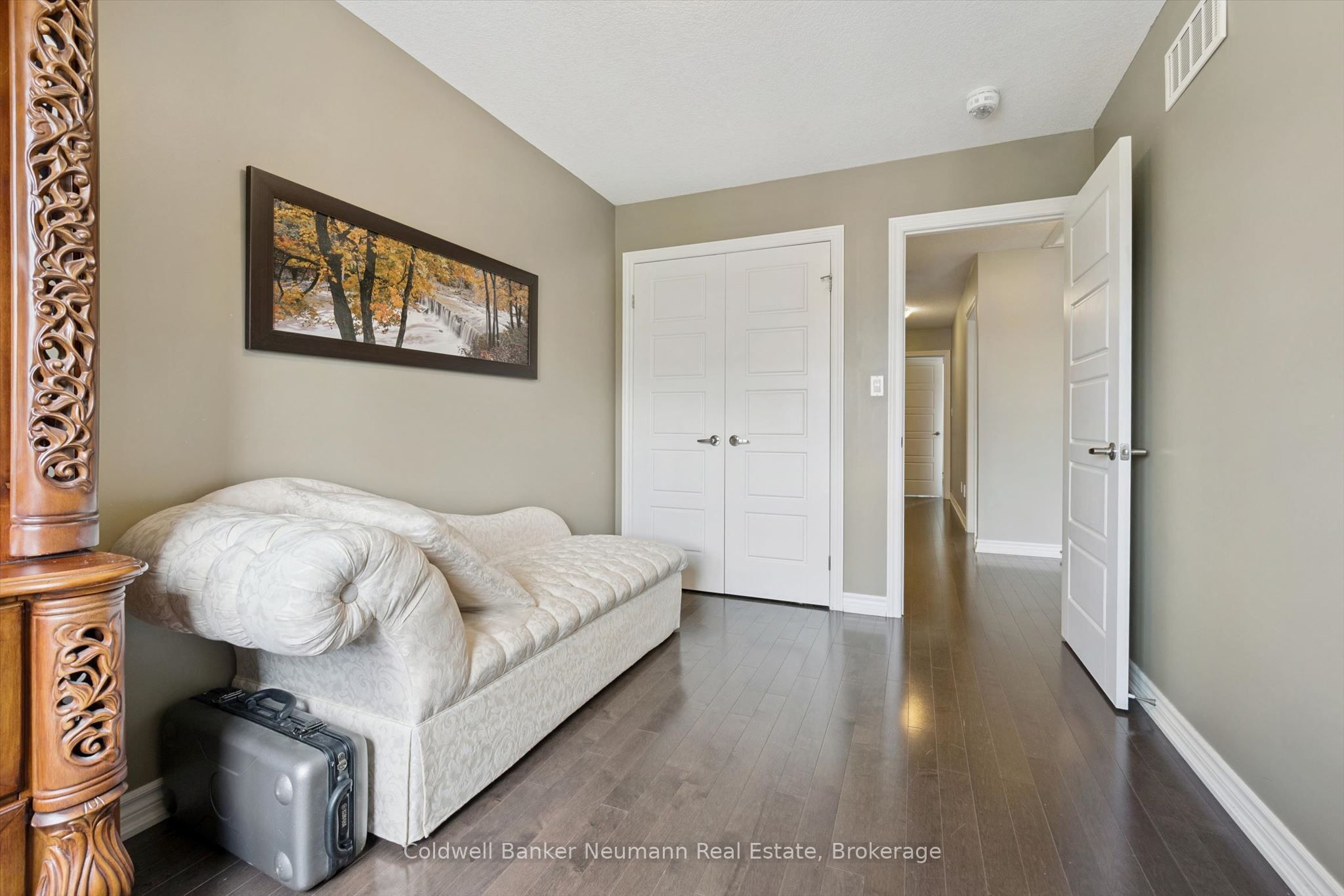 91 Poppy Drive E 3 Property Photo 20
