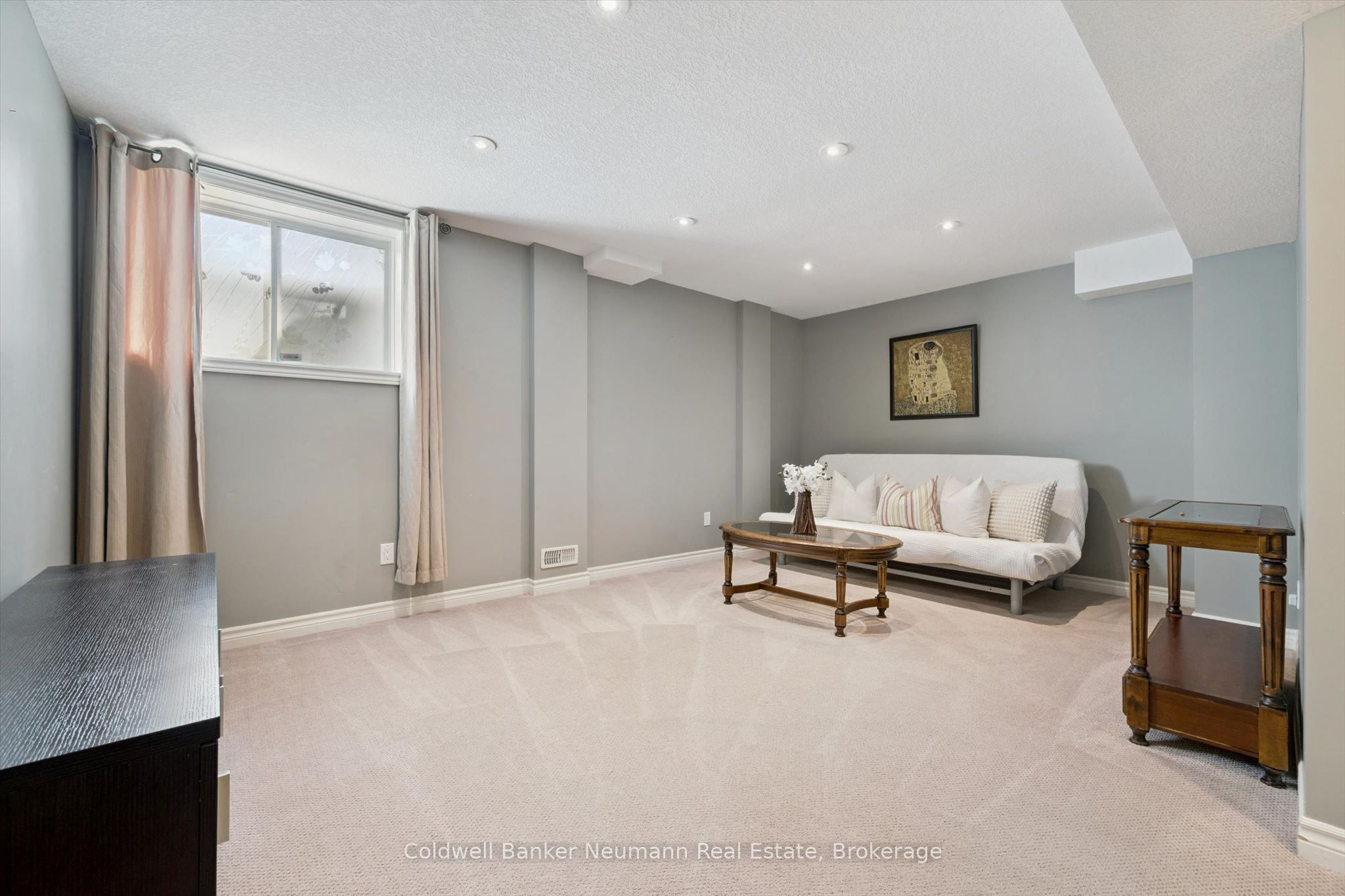 91 Poppy Drive E 3 Property Photo 26